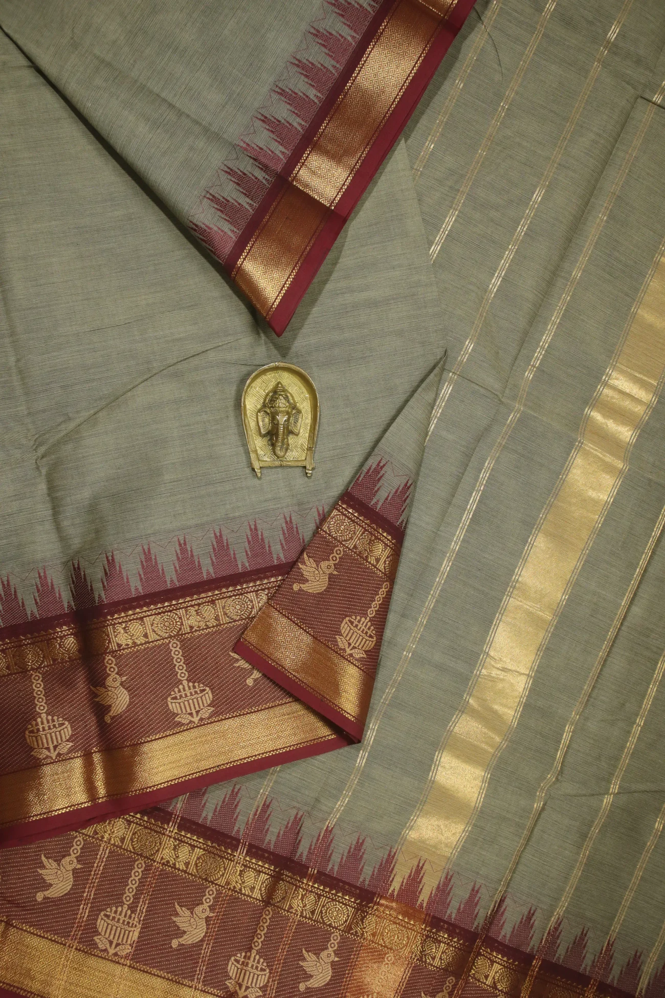 gray-peacock-grand-chettinad-saree-gc001509-a