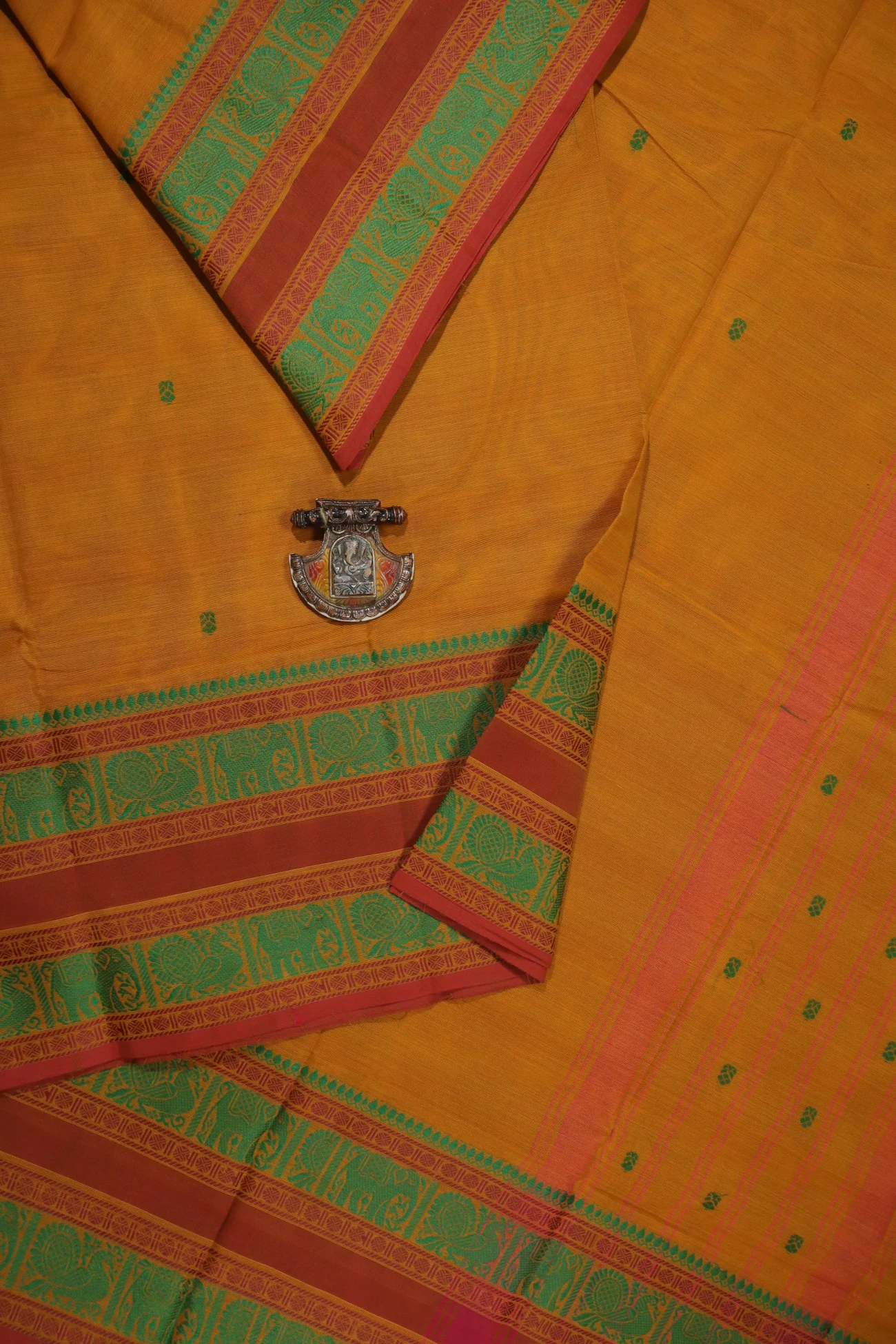 mustard-peacock-ruthratcham-elephant-grand-chettinad-saree-gc001478-a