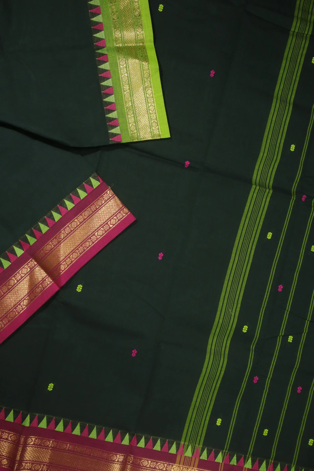 dark-green-temple-grand-chettinad-saree-gc001400-b