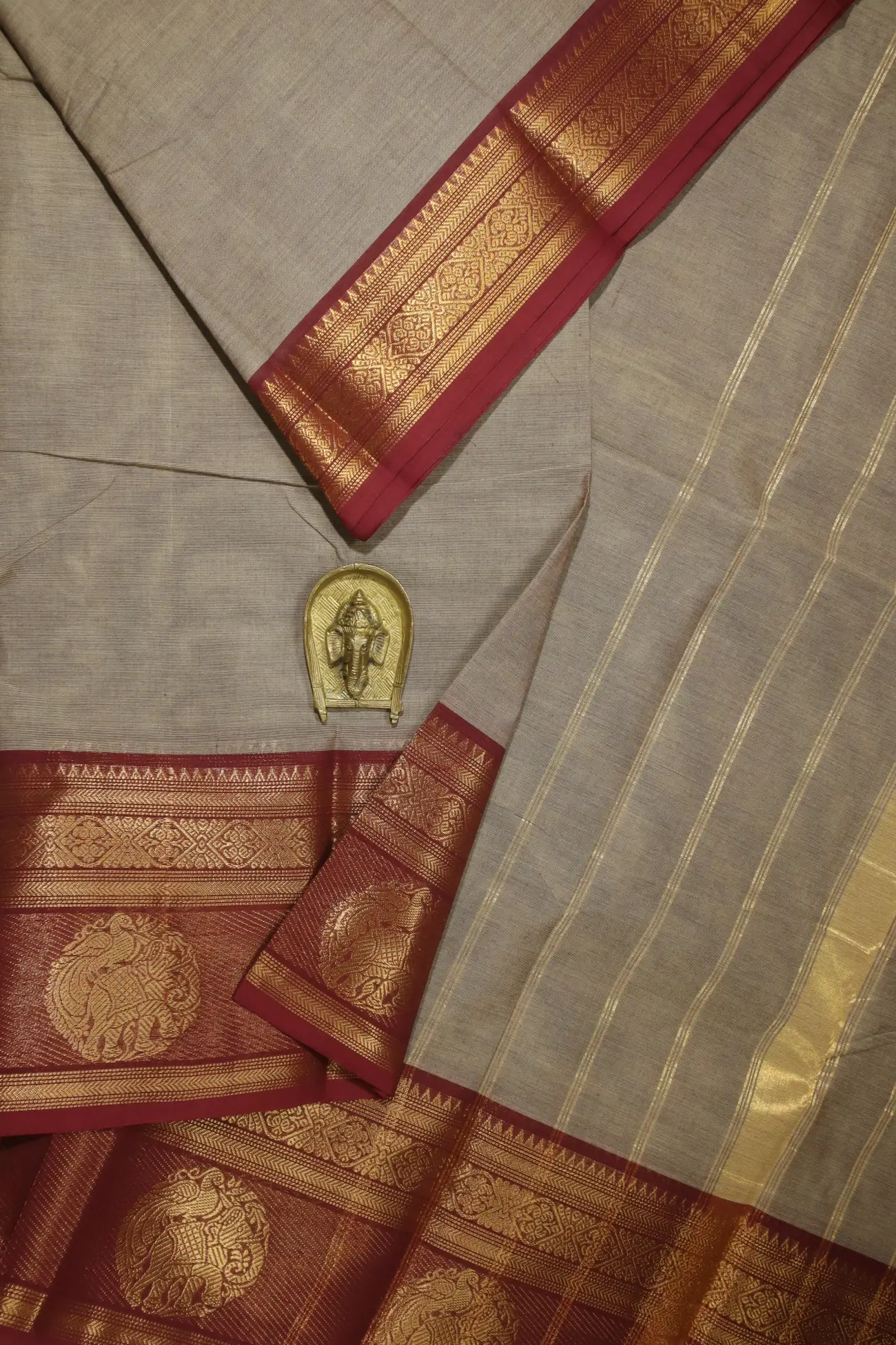 dim-gray-elephant-temple-grand-chettinad-saree-gc001512-a