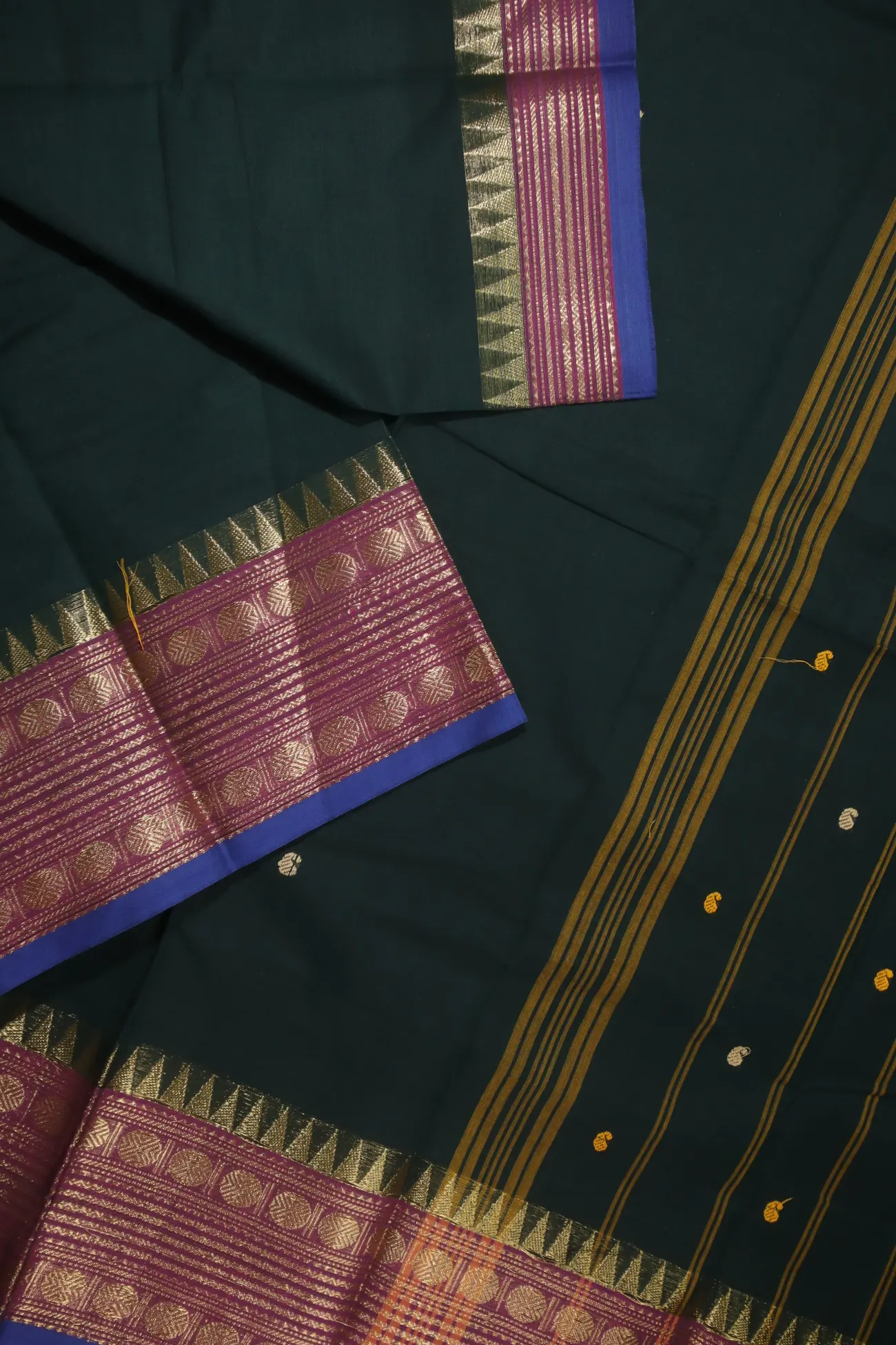 dark-green-temple-ruthratcham-grand-chettinad-saree-gc001476-b