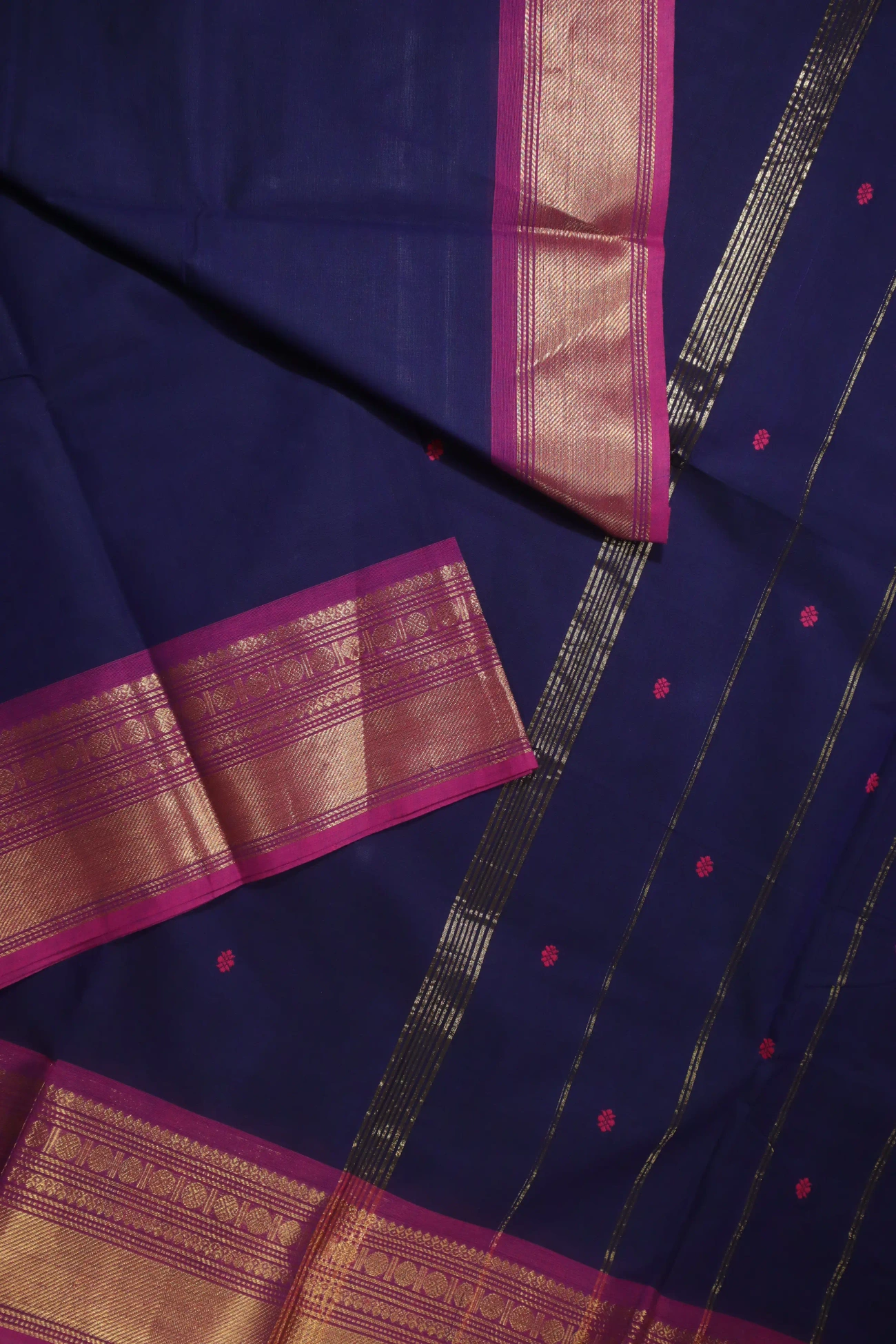 navy-ruthratcham-leaf-grand-chettinad-saree-gc001300-b