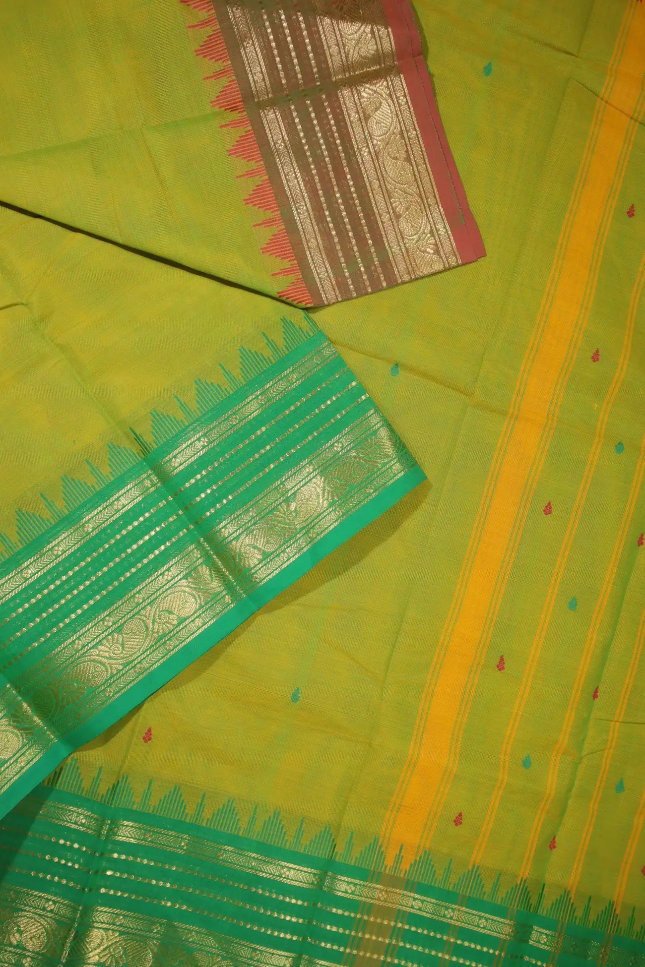 lime-green-oosi-gopuram-grand-chettinad-saree-gc001259-b