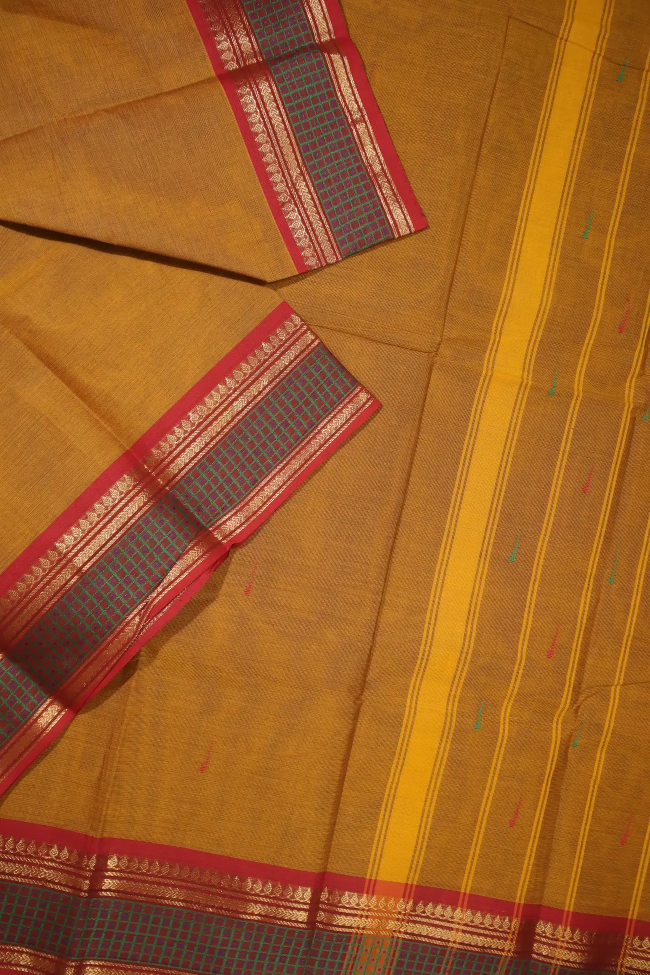 peru-rain-drops-mallimokku-leaf-grand-chettinad-saree-gc001245-b