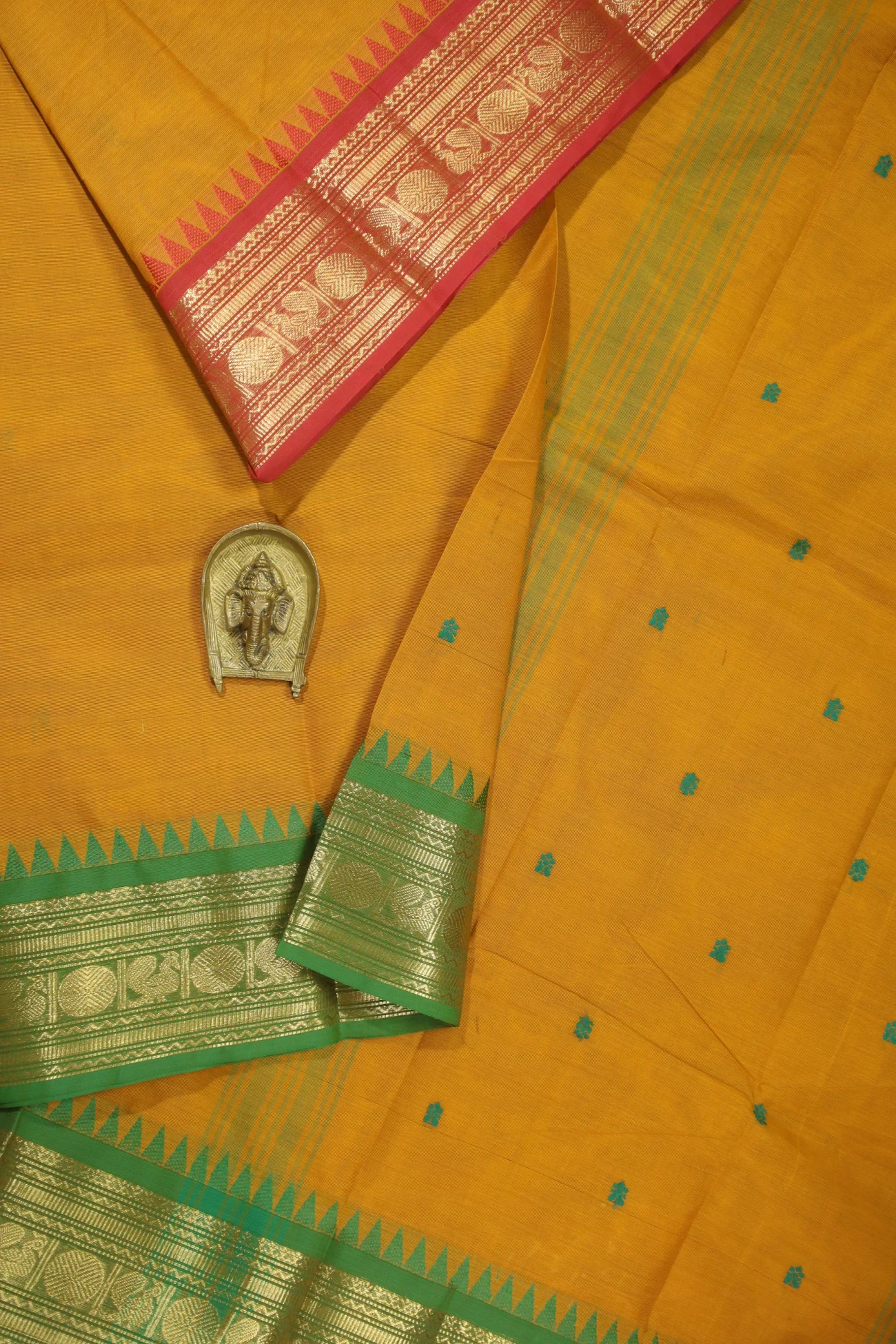 mustard-temple-peacock-grand-chettinad-saree-gc001703-a