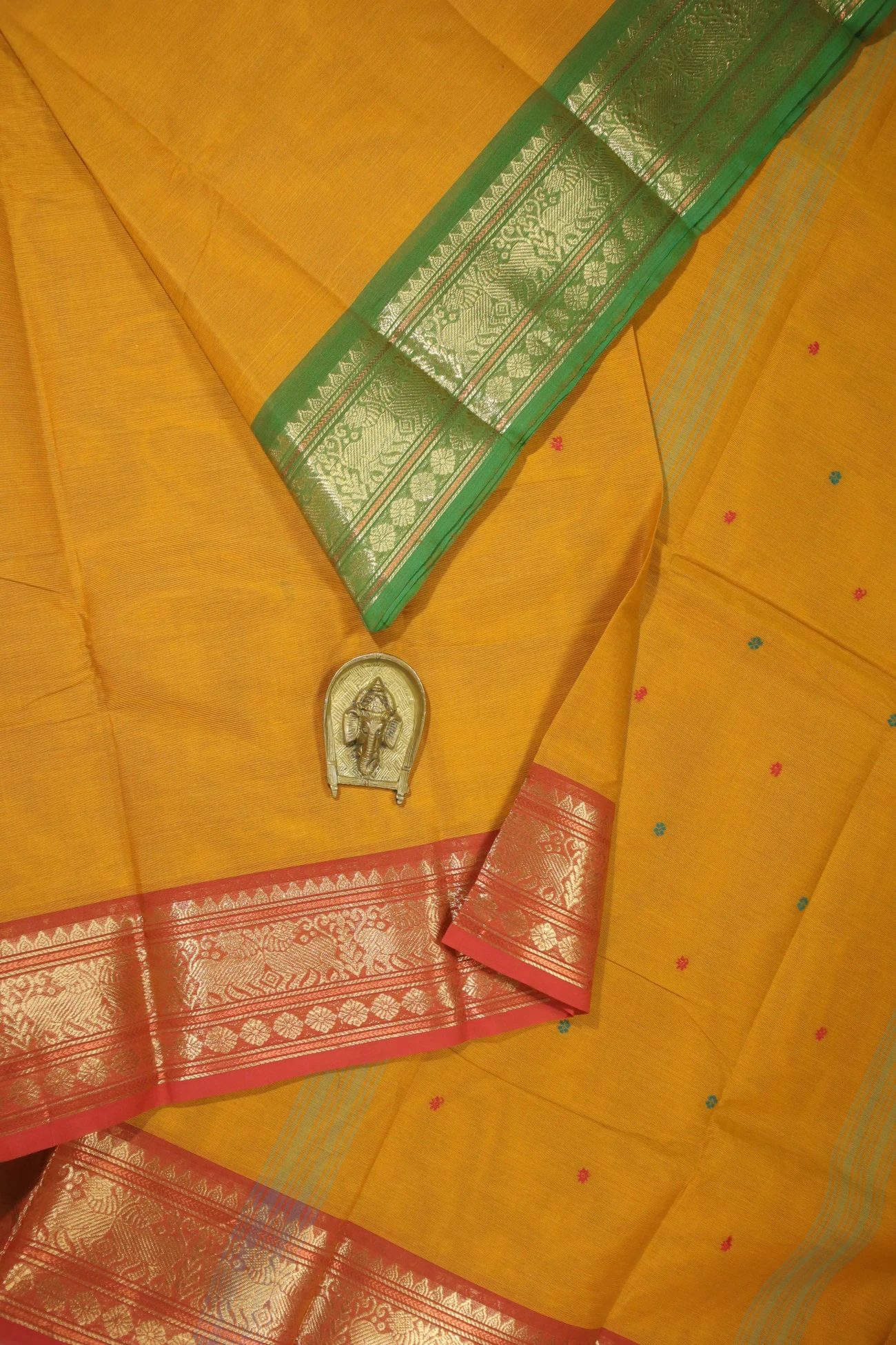 mustard-yazhi-grand-chettinad-saree-gc001708-a