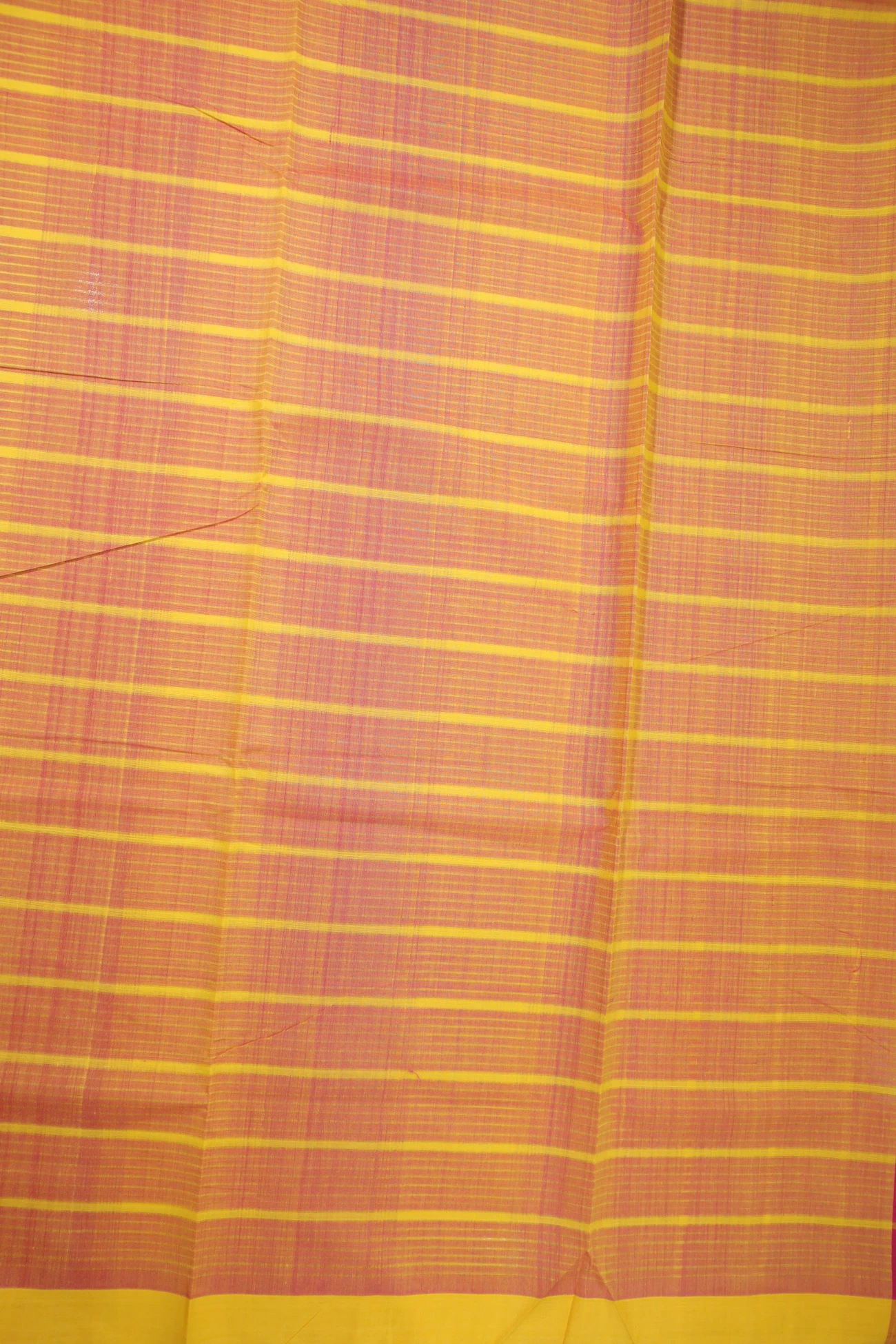 crimson-missing-checks-mangalagiri-saree-ml002395-c