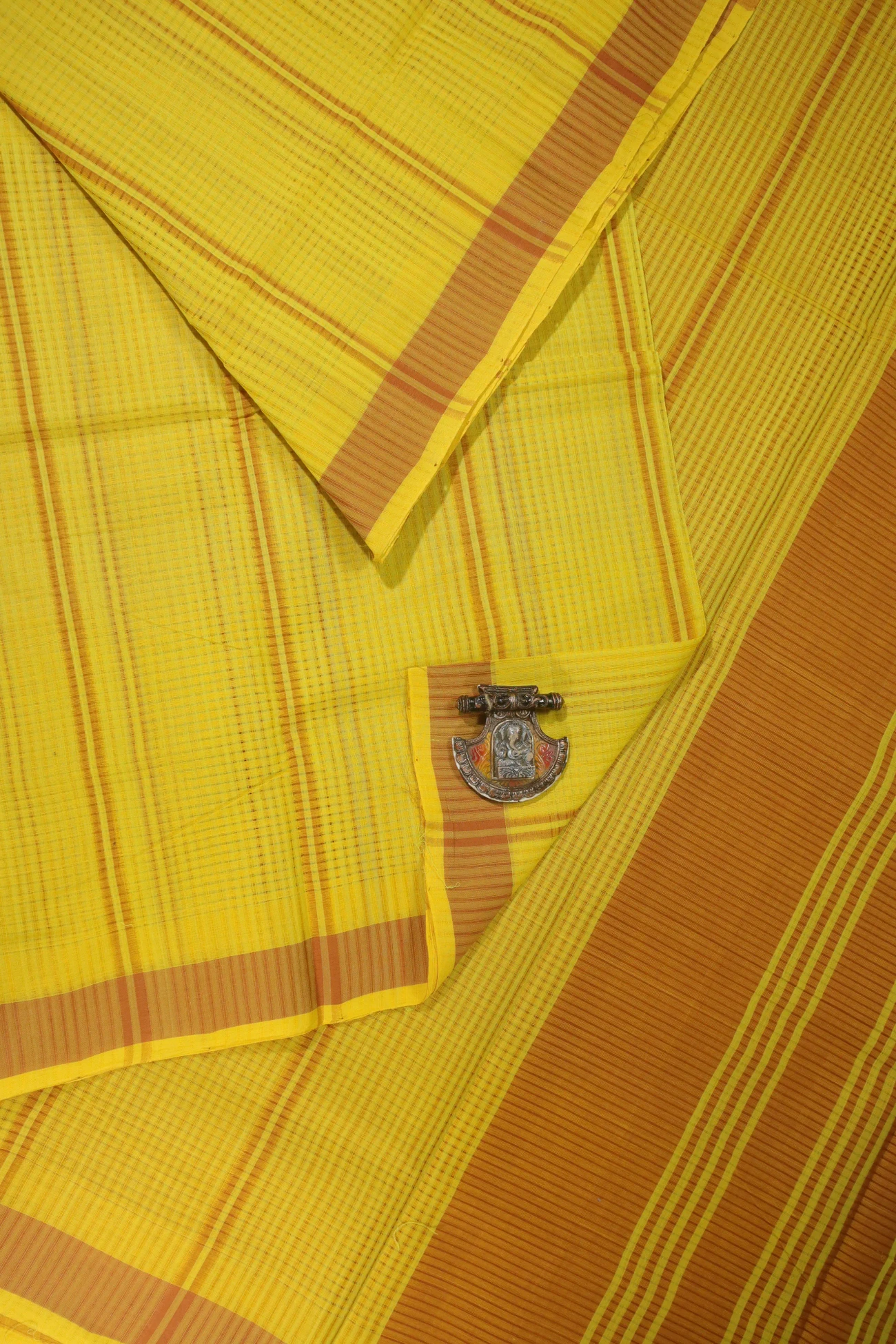 yellow-vertical-stripes-mangalagiri-saree-ml002402-a