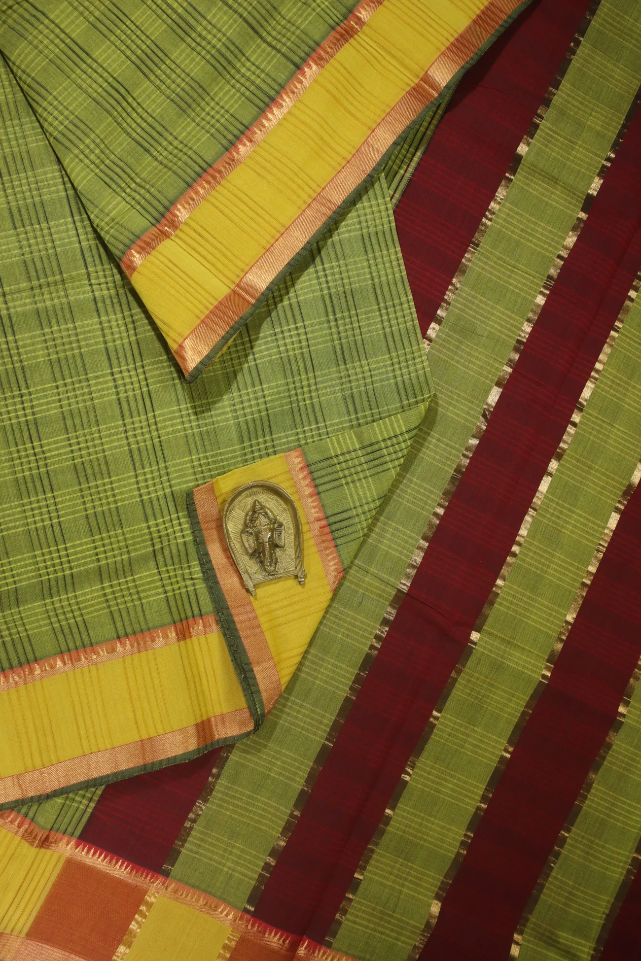 green-checked-mangalagiri-saree-ml002471-a