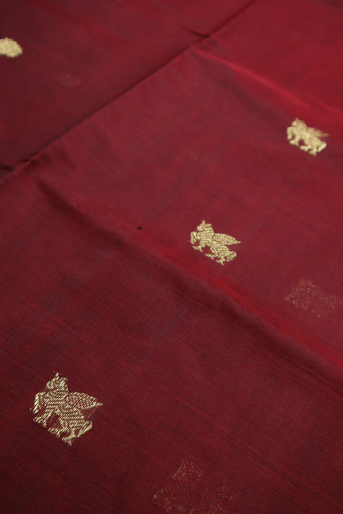 maroon-annapakshi-elephant-kanchi-silk-cotton-saree-sc002595-i