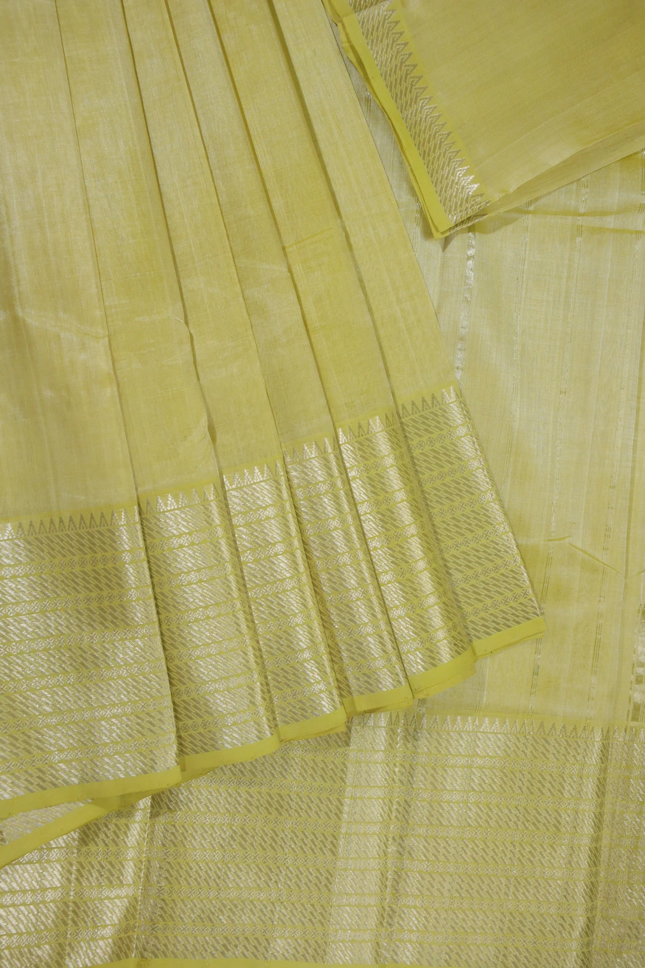 beige-ruthratcham-mangalagiri-silk-cotton-saree-mls000527-a