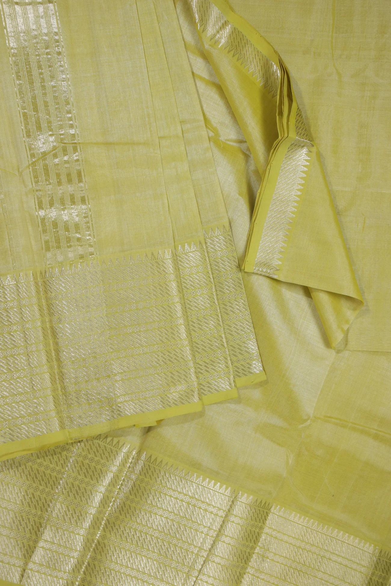 beige-ruthratcham-mangalagiri-silk-cotton-saree-mls000527-d