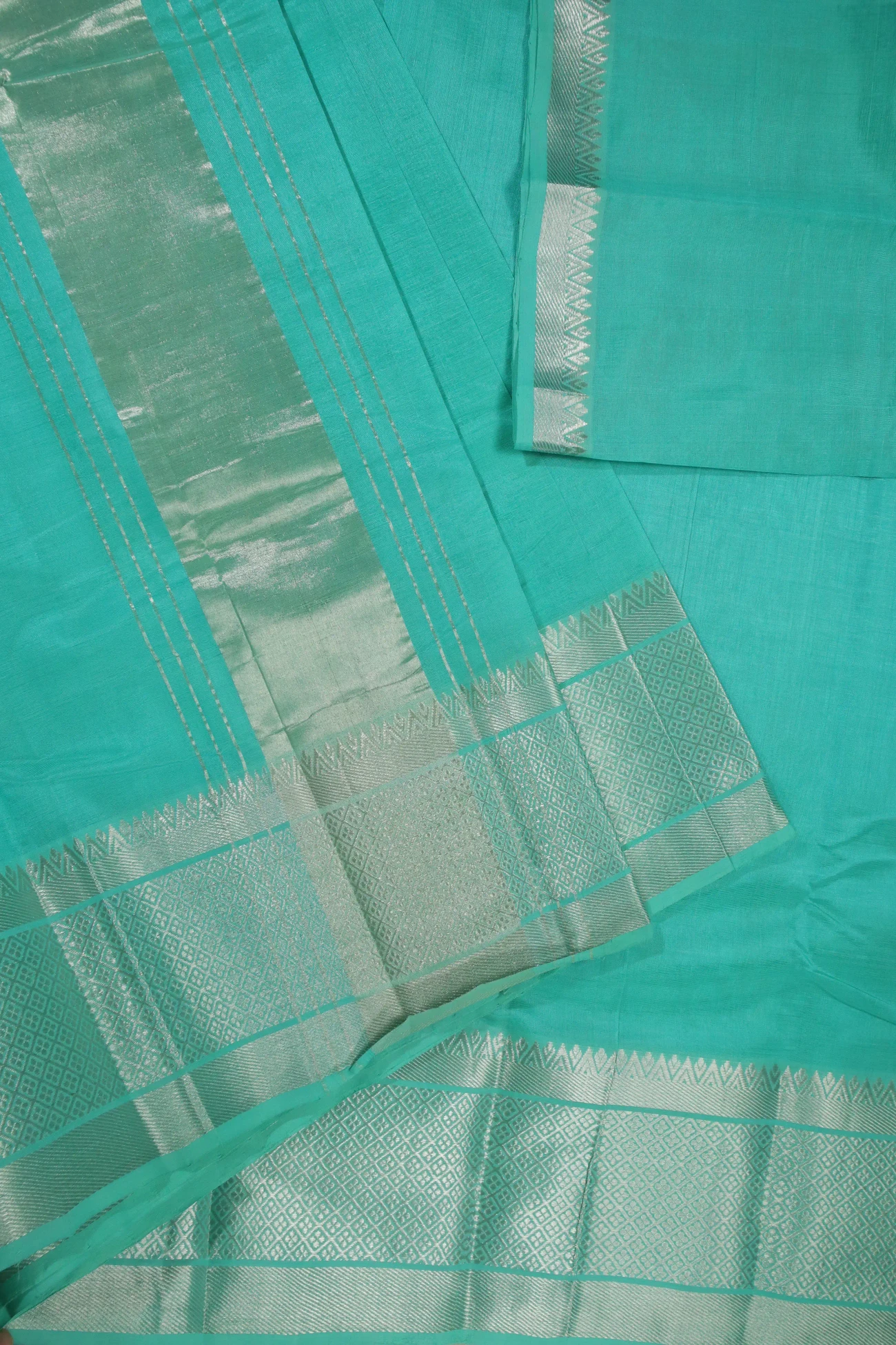 aquamarine-flower-mangalagiri-silk-cotton-saree-mls000529-d