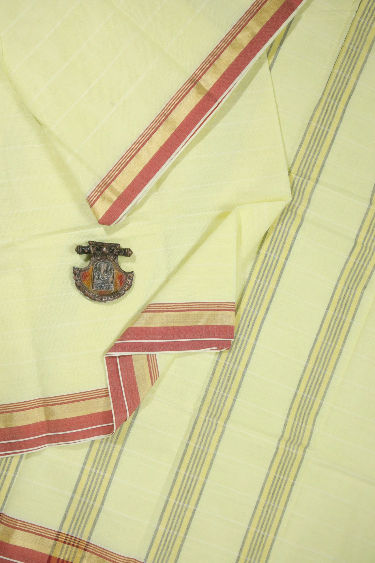 yellow-plain-coimbatore-cotton-saree-cbe000181-a