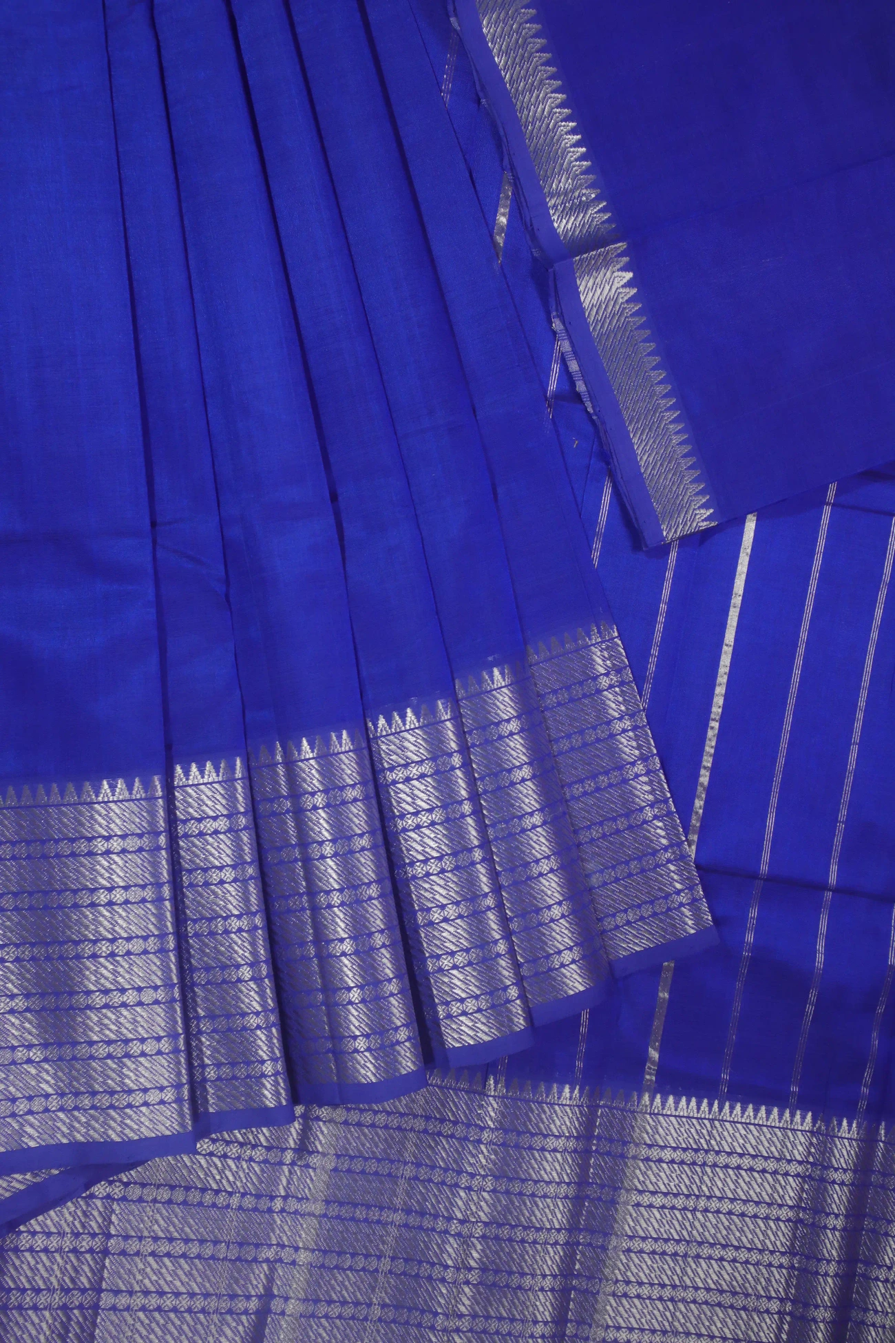 medium-blue-ruthratcham-mangalagiri-silk-cotton-saree-mls000522-a