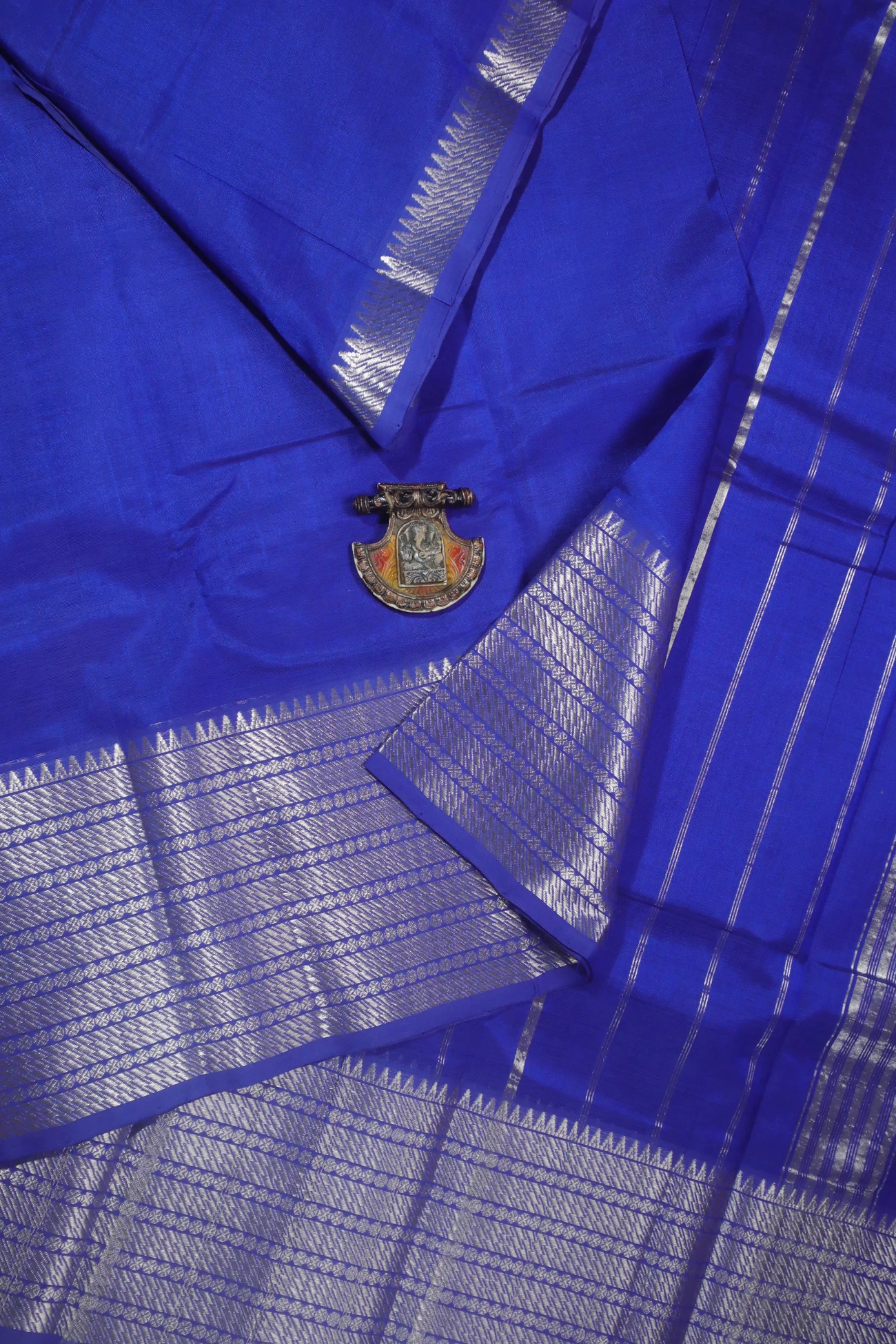 medium-blue-ruthratcham-mangalagiri-silk-cotton-saree-mls000522-b