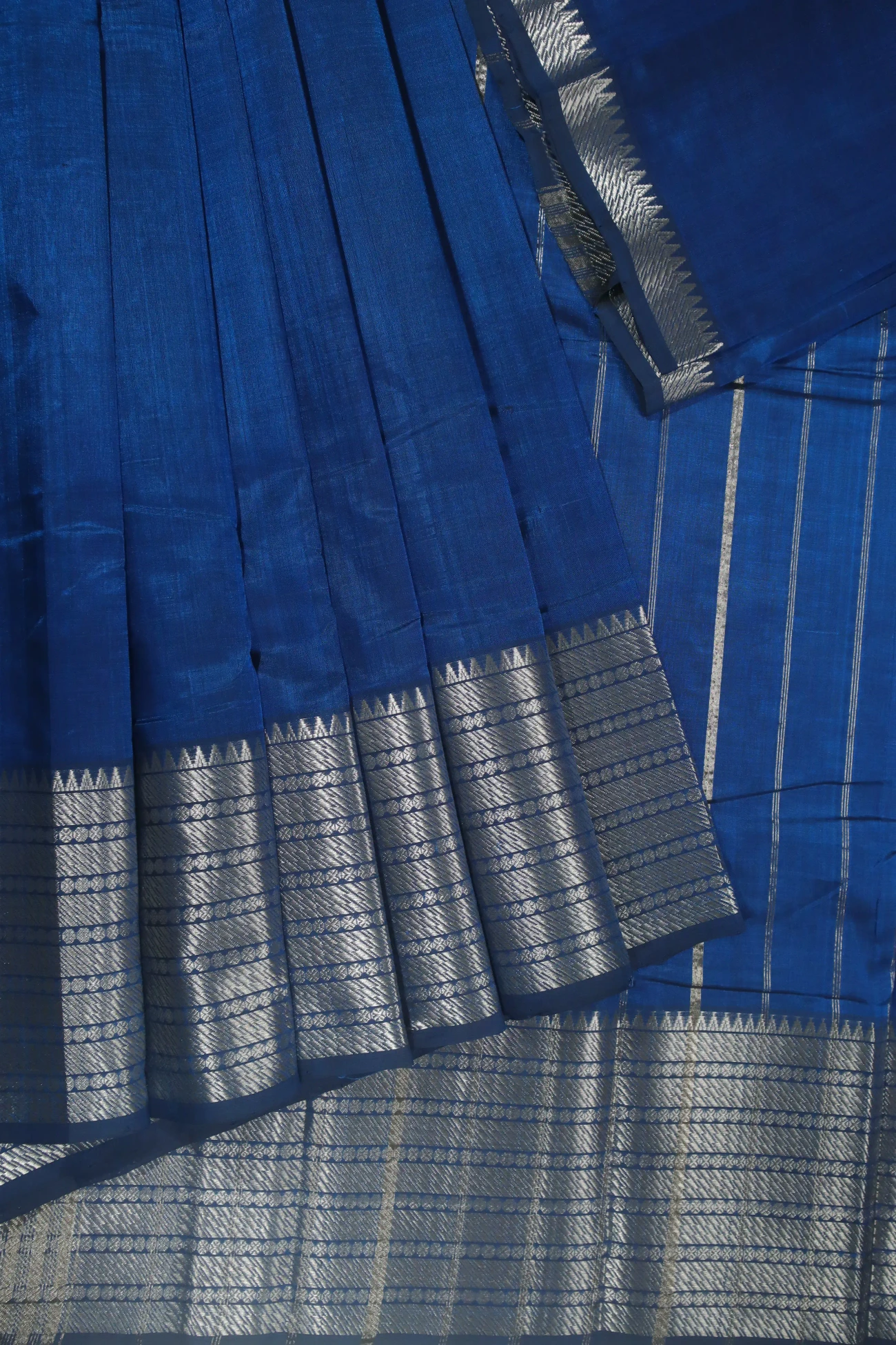 blue-ruthratcham-mangalagiri-silk-cotton-saree-mls000514-a