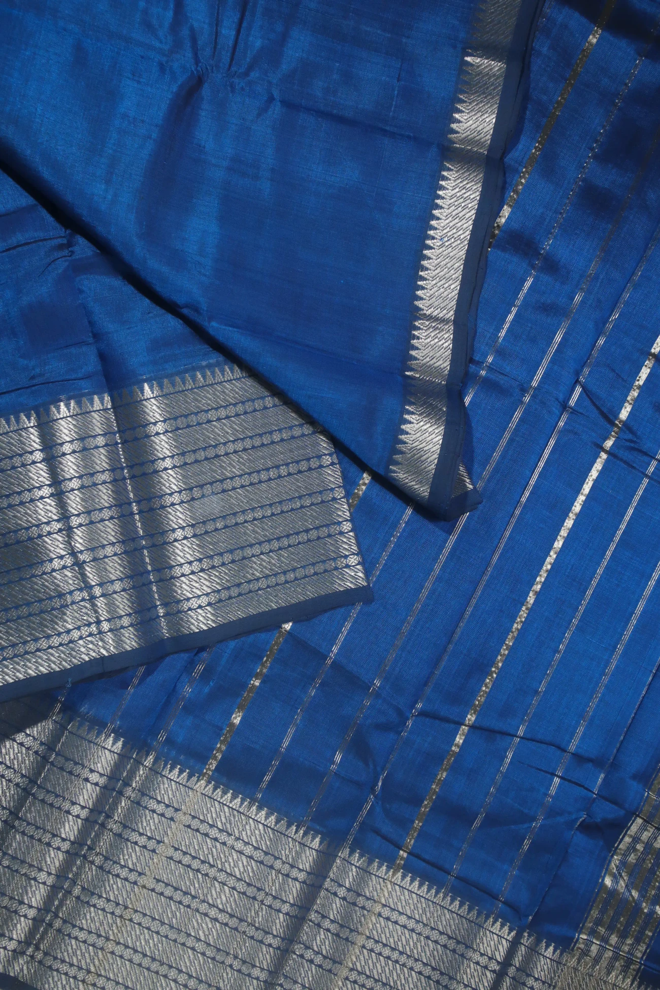 blue-ruthratcham-mangalagiri-silk-cotton-saree-mls000514-c