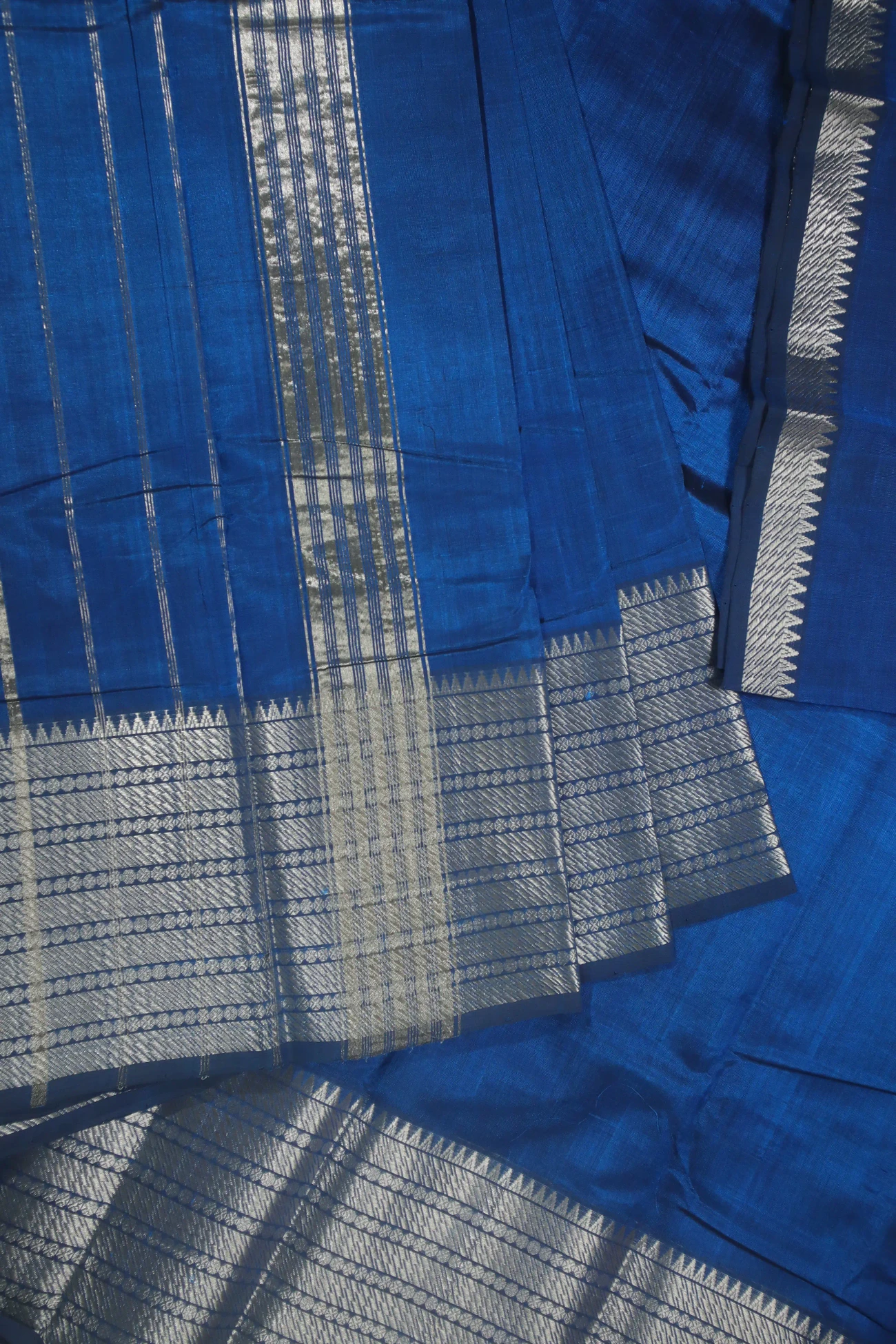 blue-ruthratcham-mangalagiri-silk-cotton-saree-mls000514-d