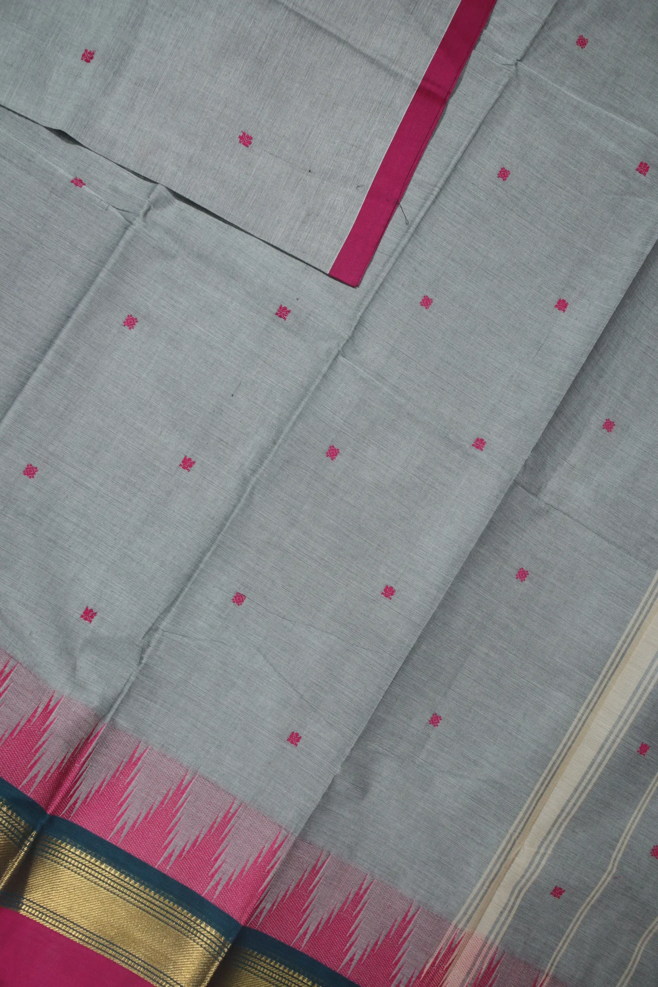 gray-temple-grand-chettinad-saree-gc001250-b