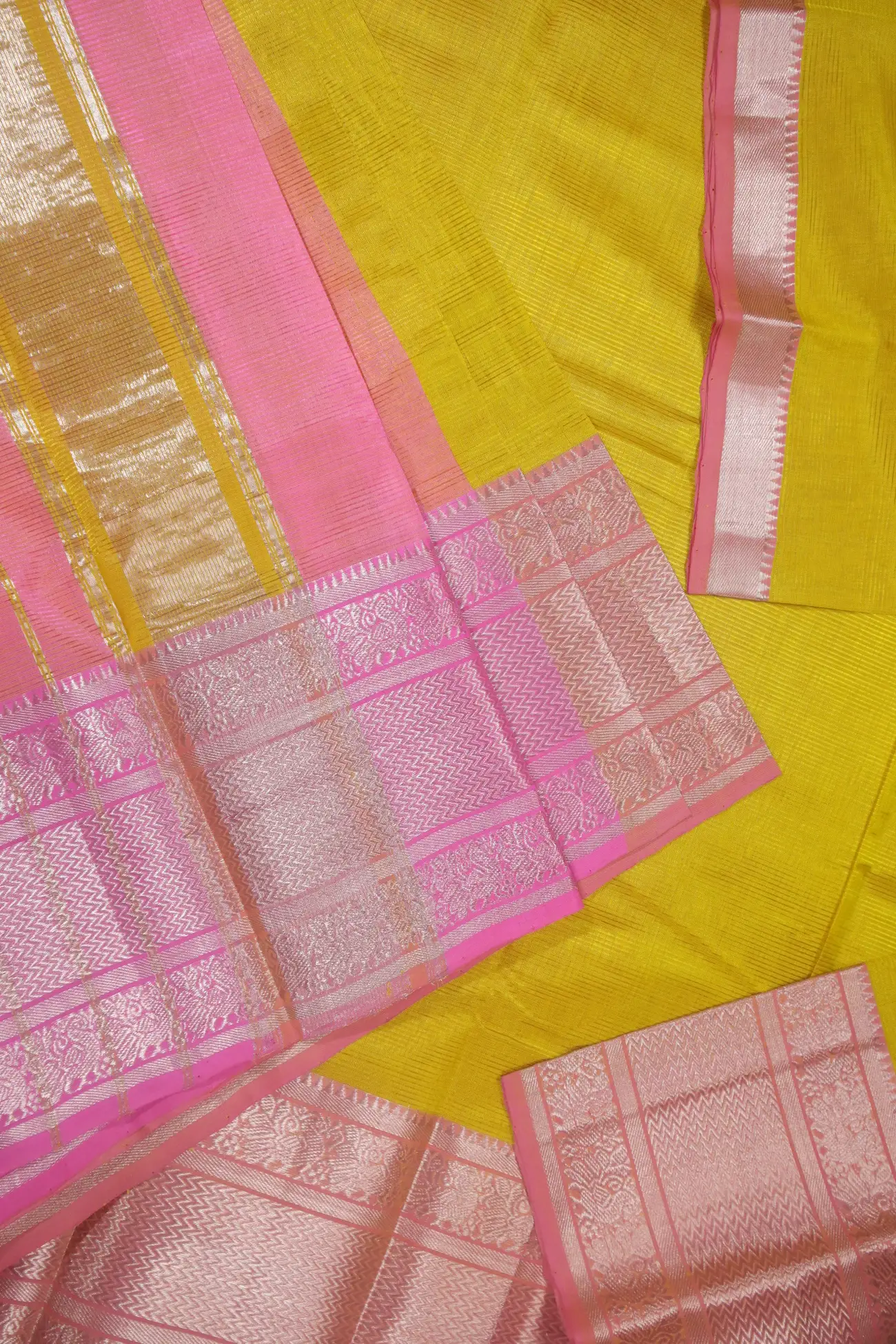 yellow-peacock-mangalagiri-silk-cotton-saree-mls000515-a