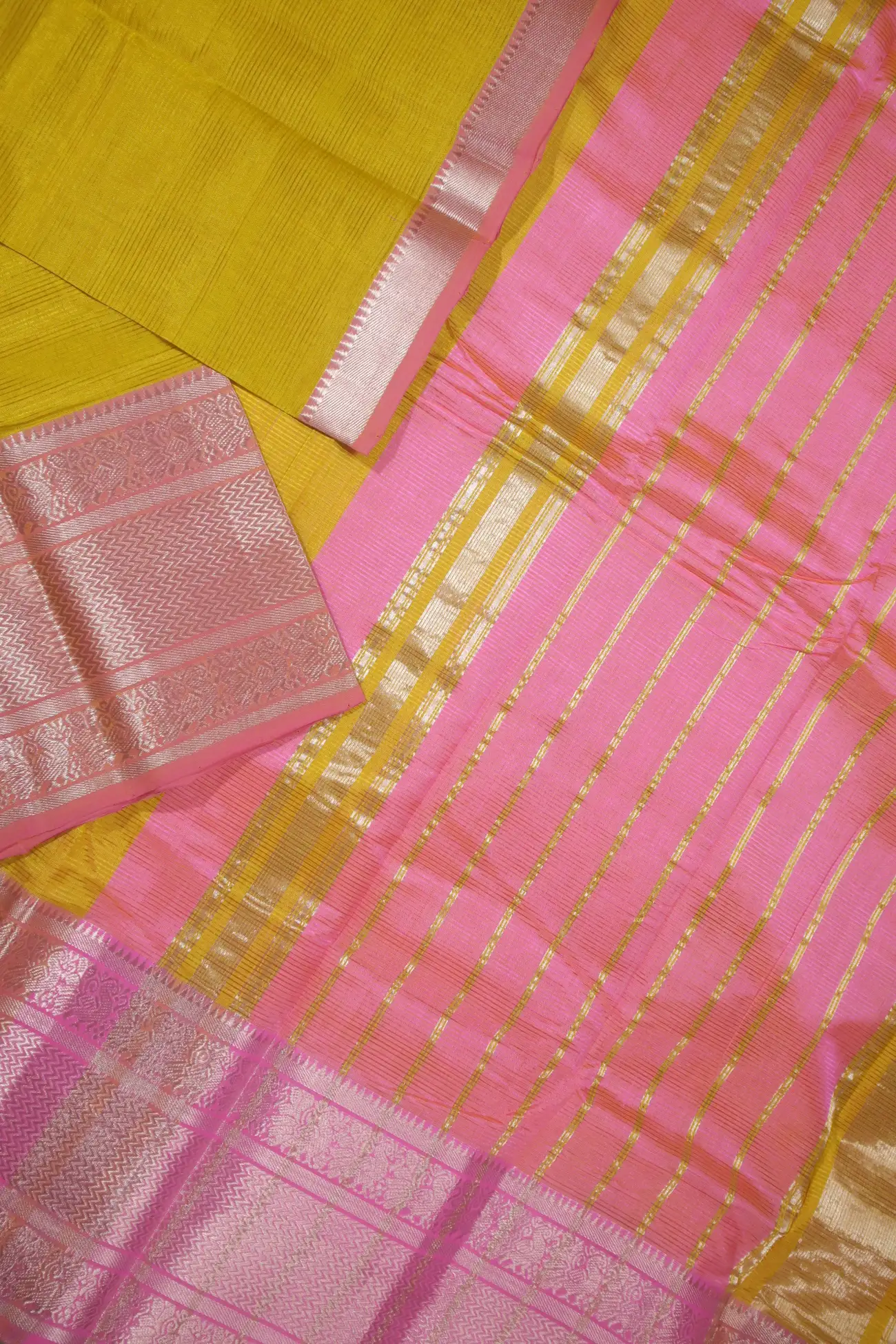 yellow-peacock-mangalagiri-silk-cotton-saree-mls000515-c