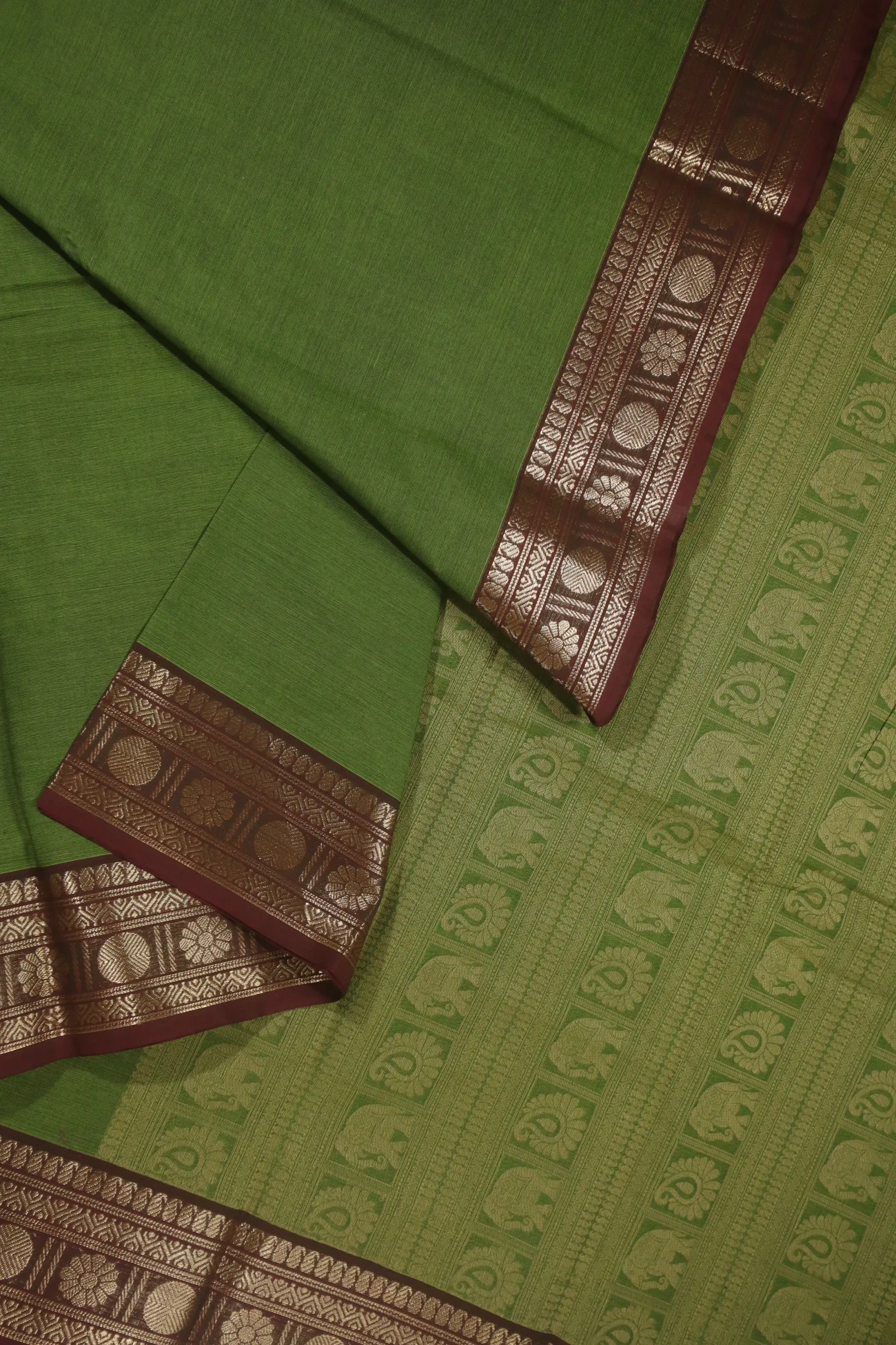 green-ruthratcham-mango-kanchi-cotton-saree-uu005318-b