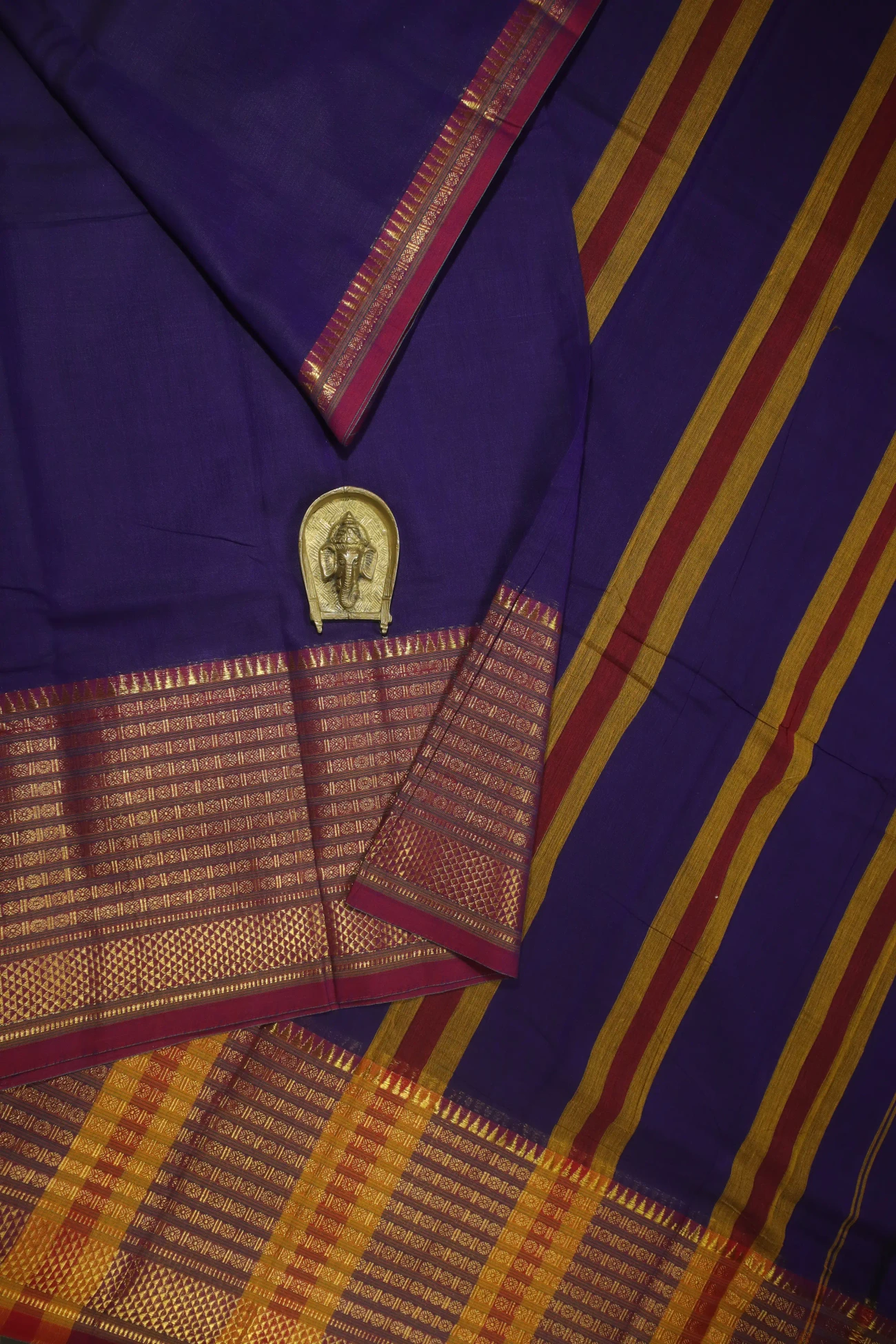 violet-ruthratcham-narayanpet-saree-pk002505-a