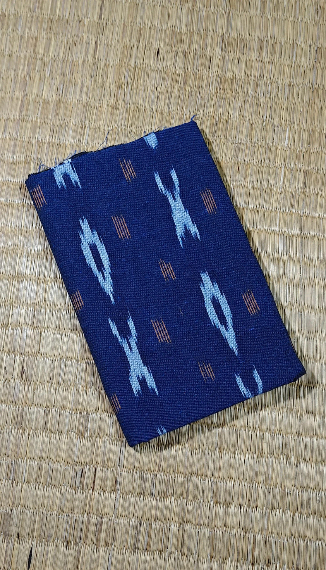 navy-ikat-ikat-fabric-ik000479-a