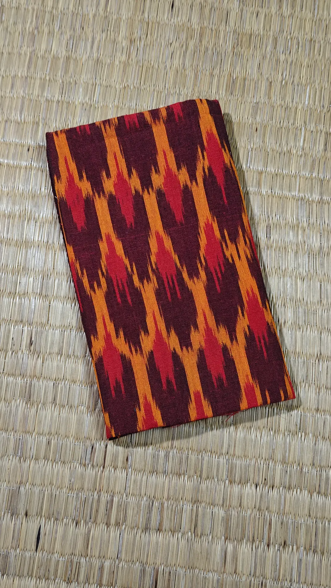 maroon-ikat-ikat-fabric-ik00010-a