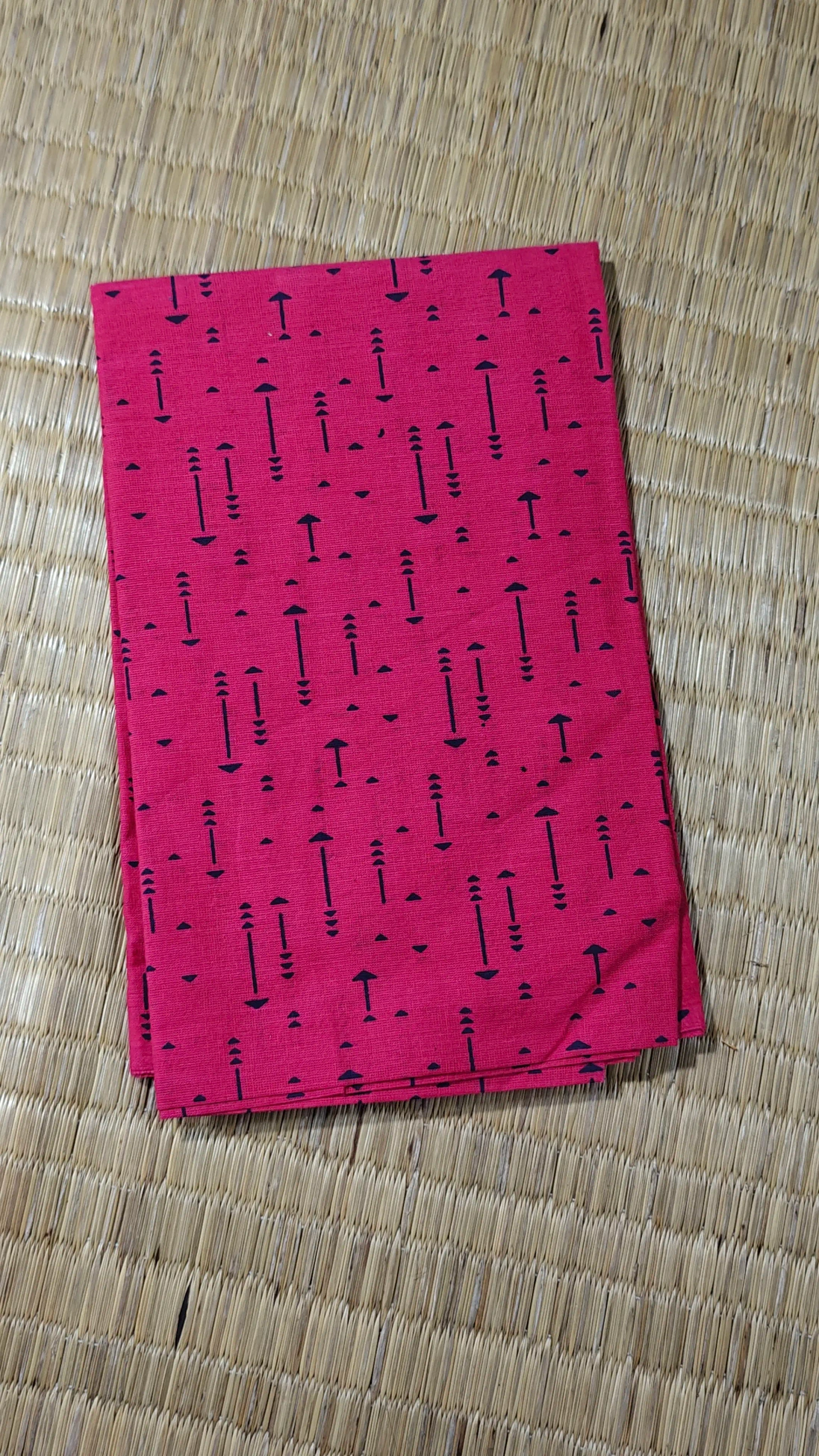 pink-buttas-printed-cotton-fabric-prf000104-a