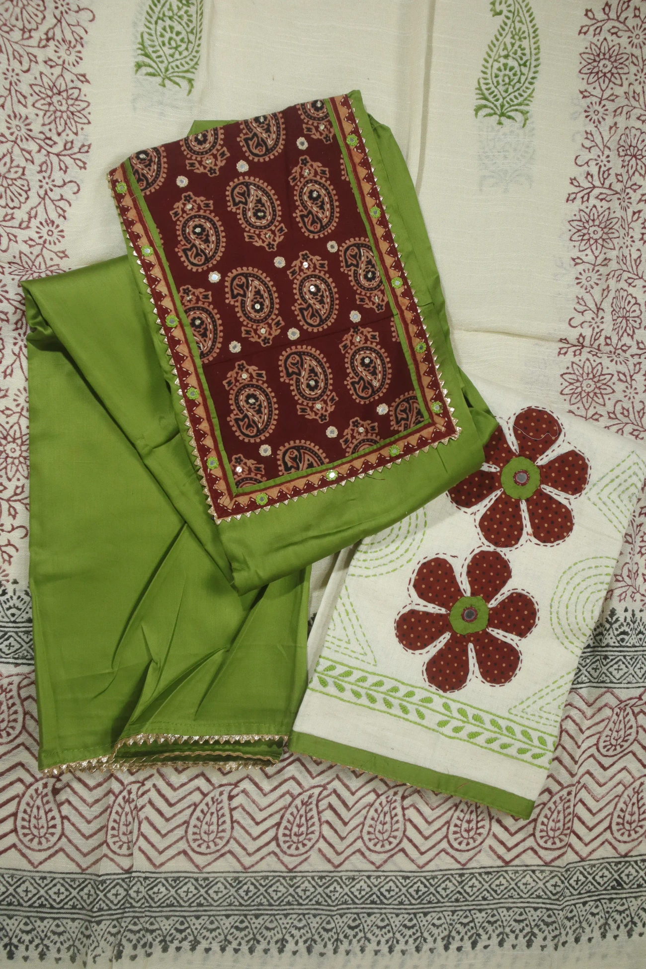 green-mango-ethnic-set-rss000046-a