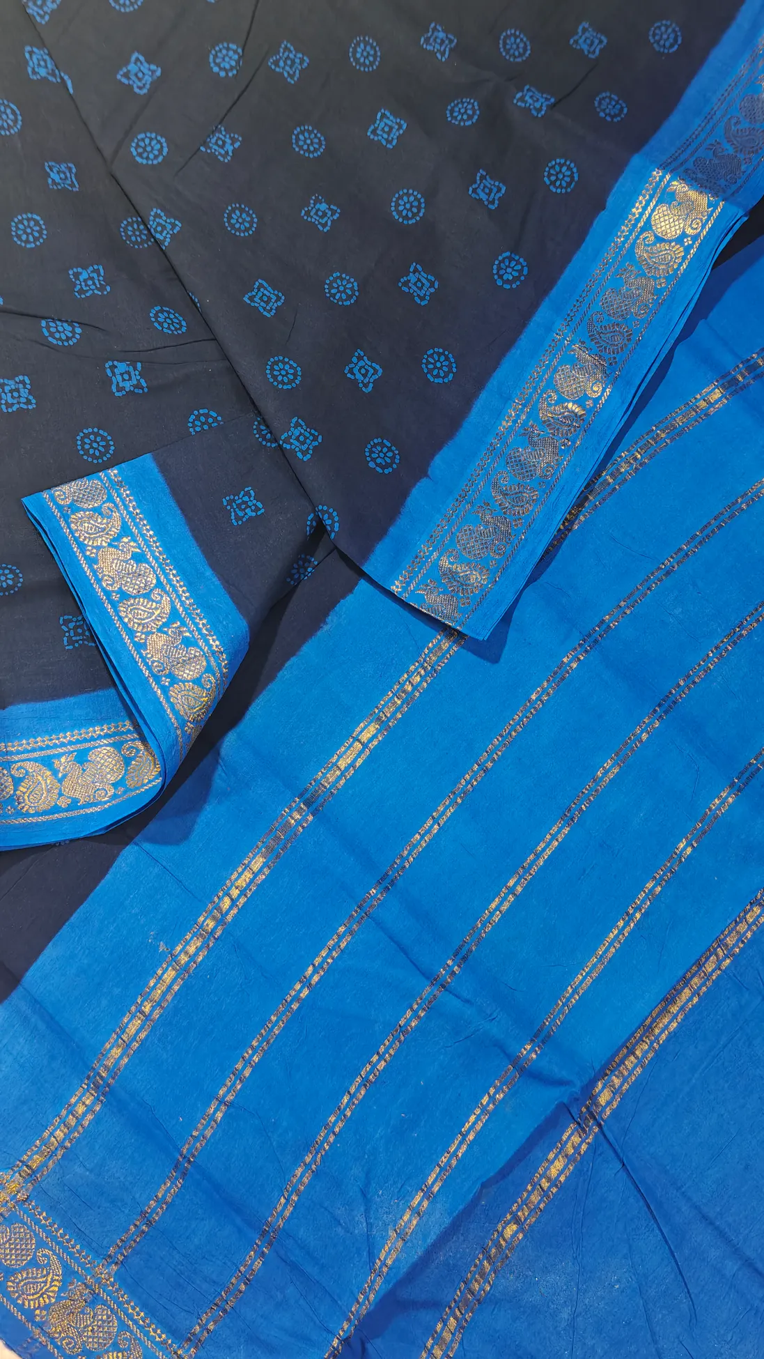 navy-flower-madurai-sungudi-saree-ss006034-b