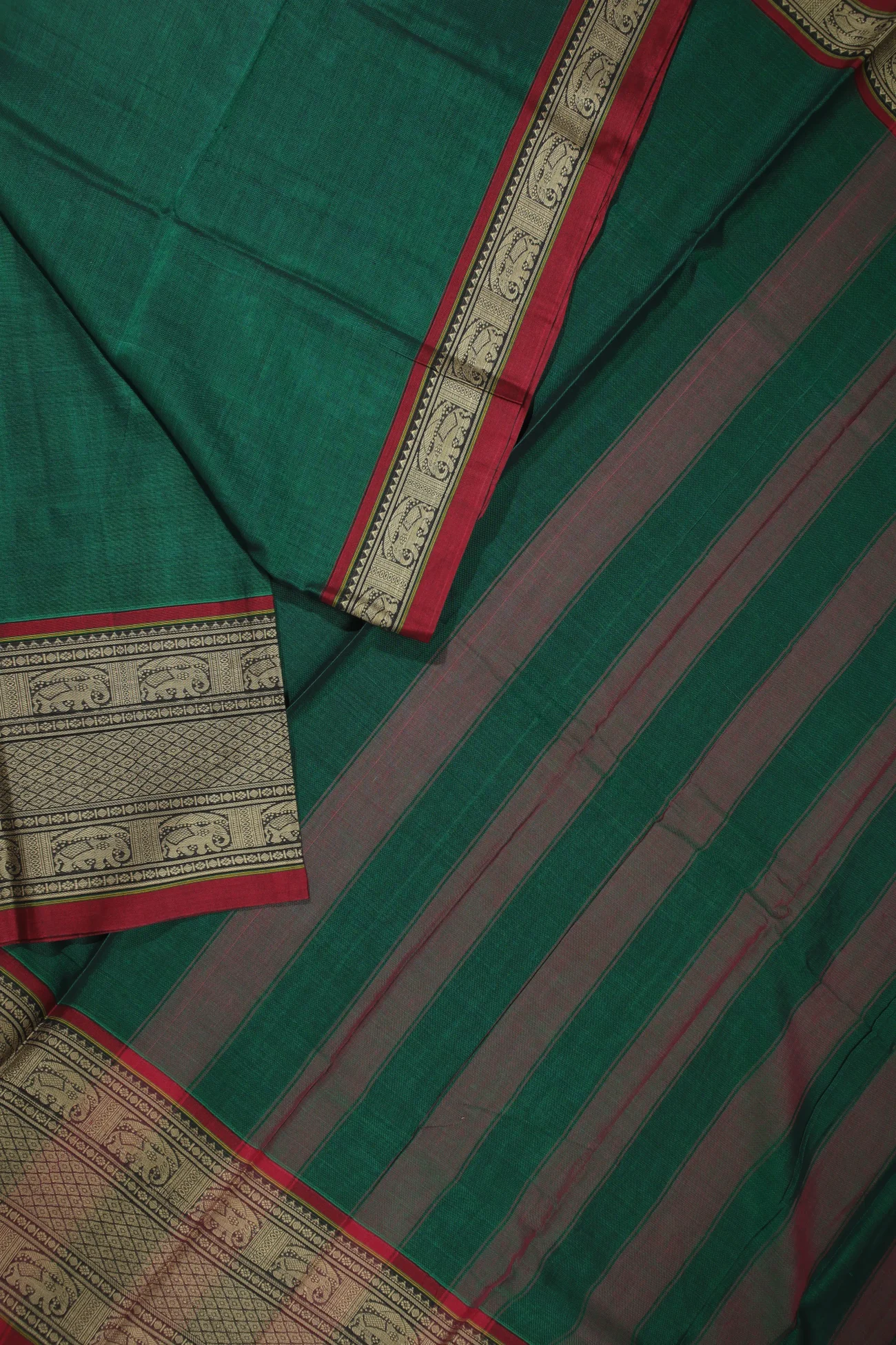 dark-green-elephant-narayanpet-sarees-pk002584-b