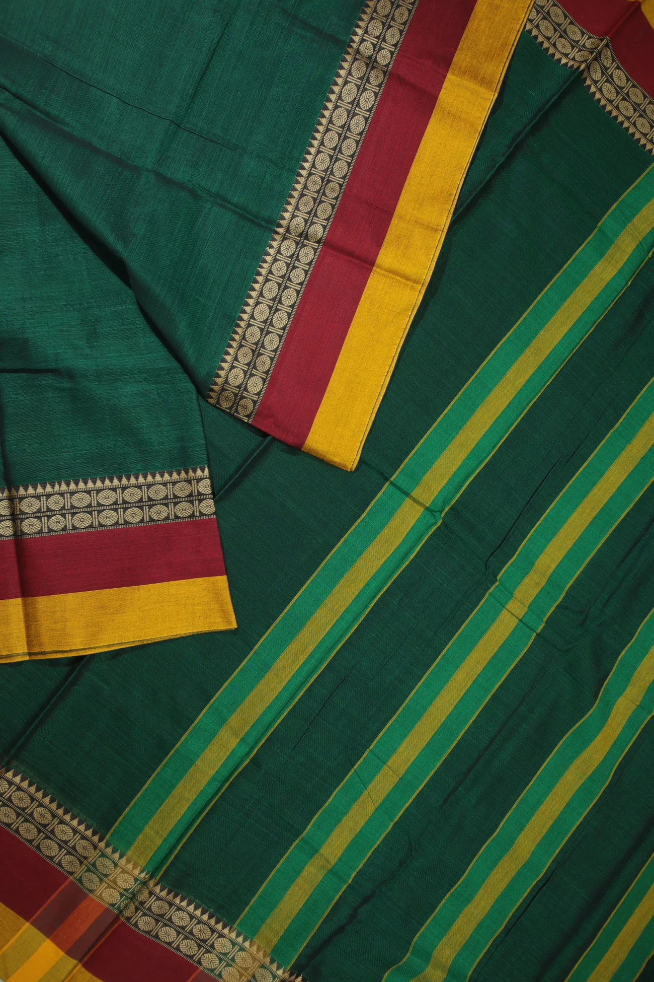 dark-green-ruthratcham-narayanpet-sarees-pk002470-b