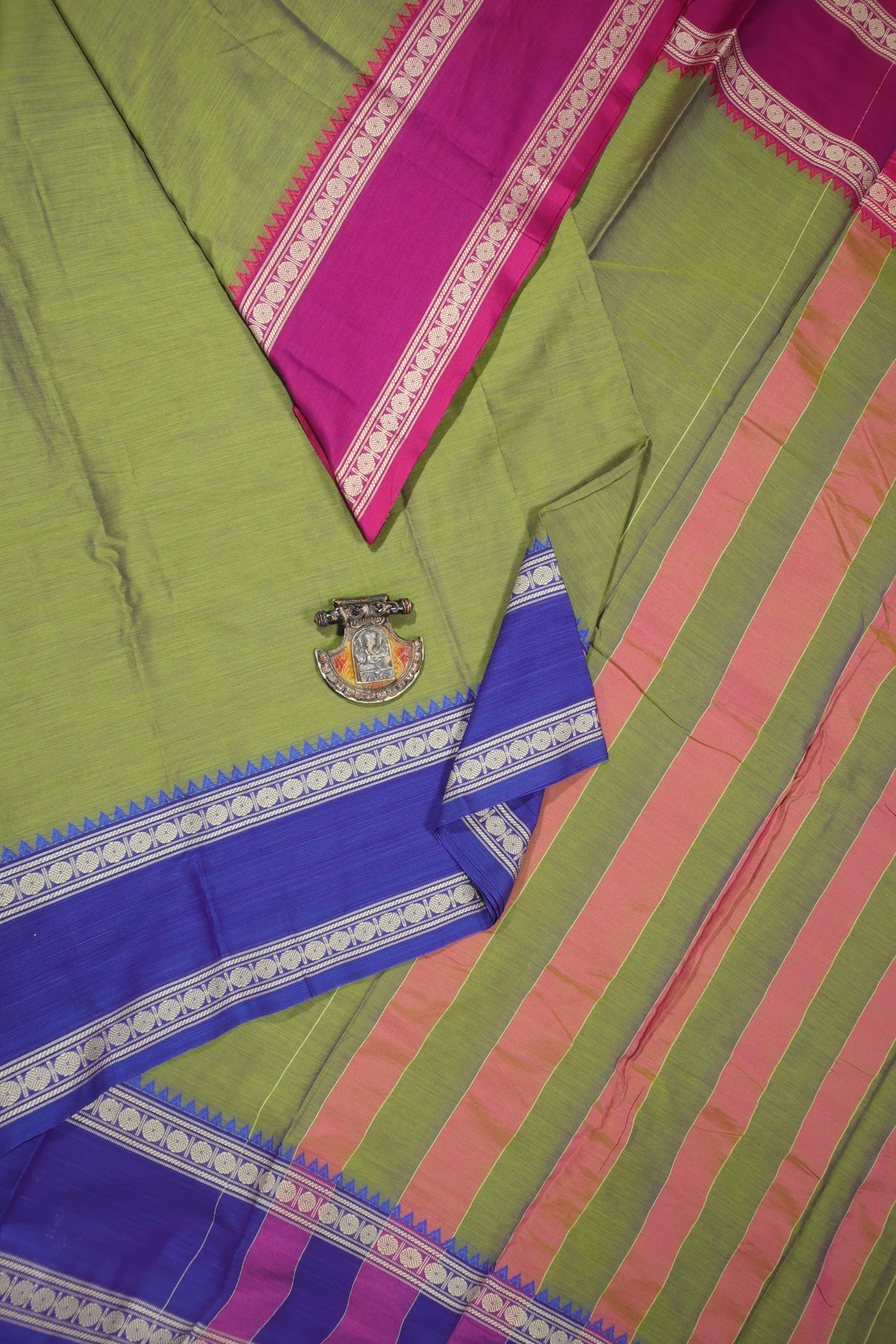 green-ruthratcham-narayanpet-sarees-pk002408-a