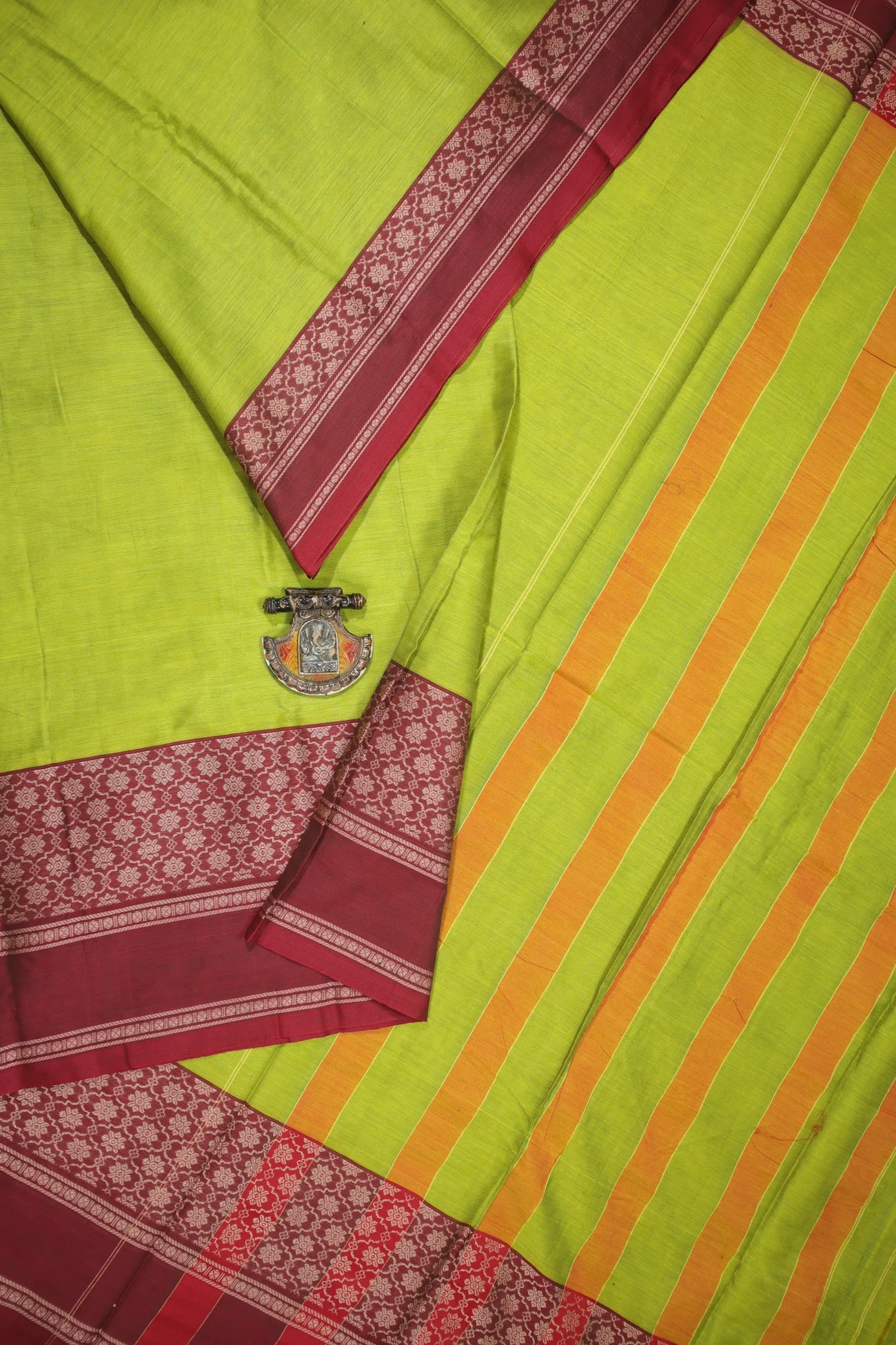 light-green-flower-narayanpet-saree-pk002462-a