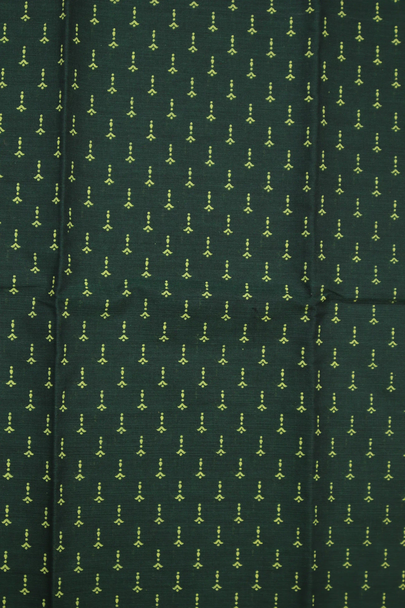 dark-green-floral-printed-cotton-fabric-prf000155-a