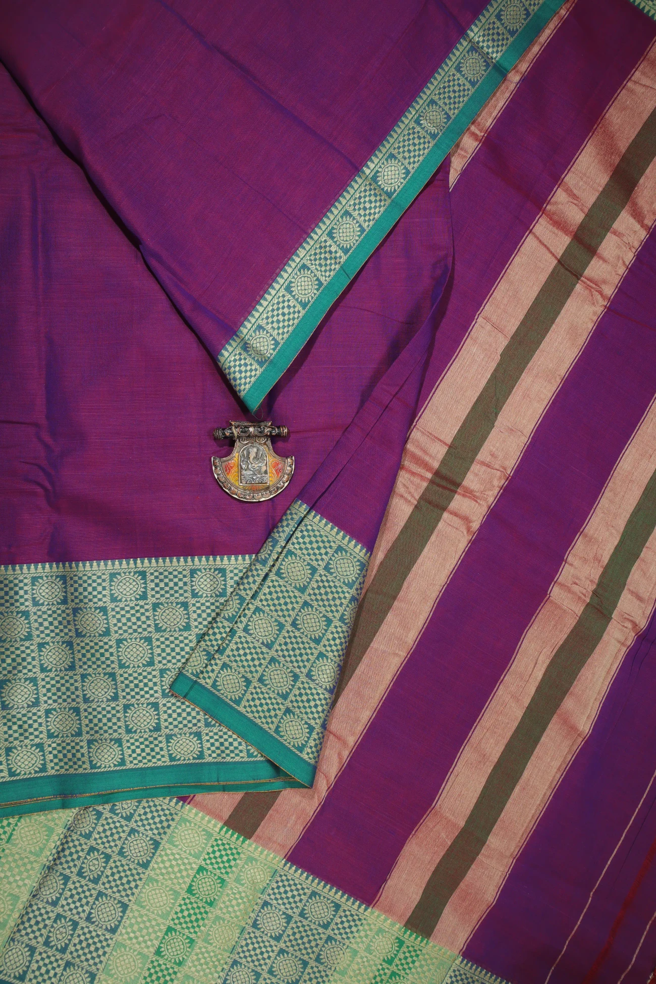 magenta-ruthratcham-narayanpet-saree-pk002463-a