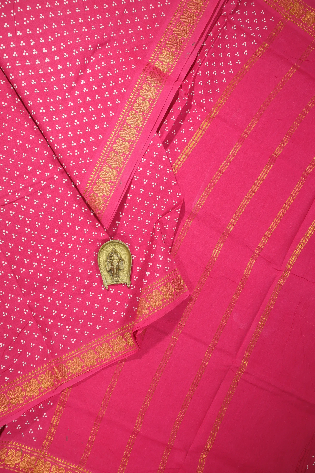 pink-dots-madurai-sungudi-saree-ss005945-a