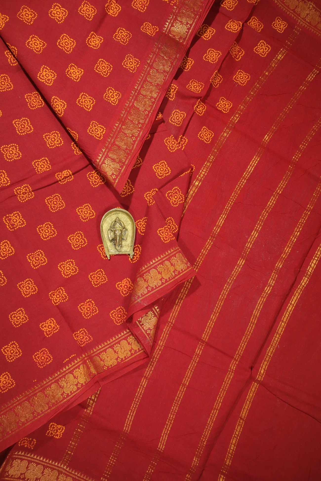 red-peacock-madurai-sungudi-saree-ss005970-a