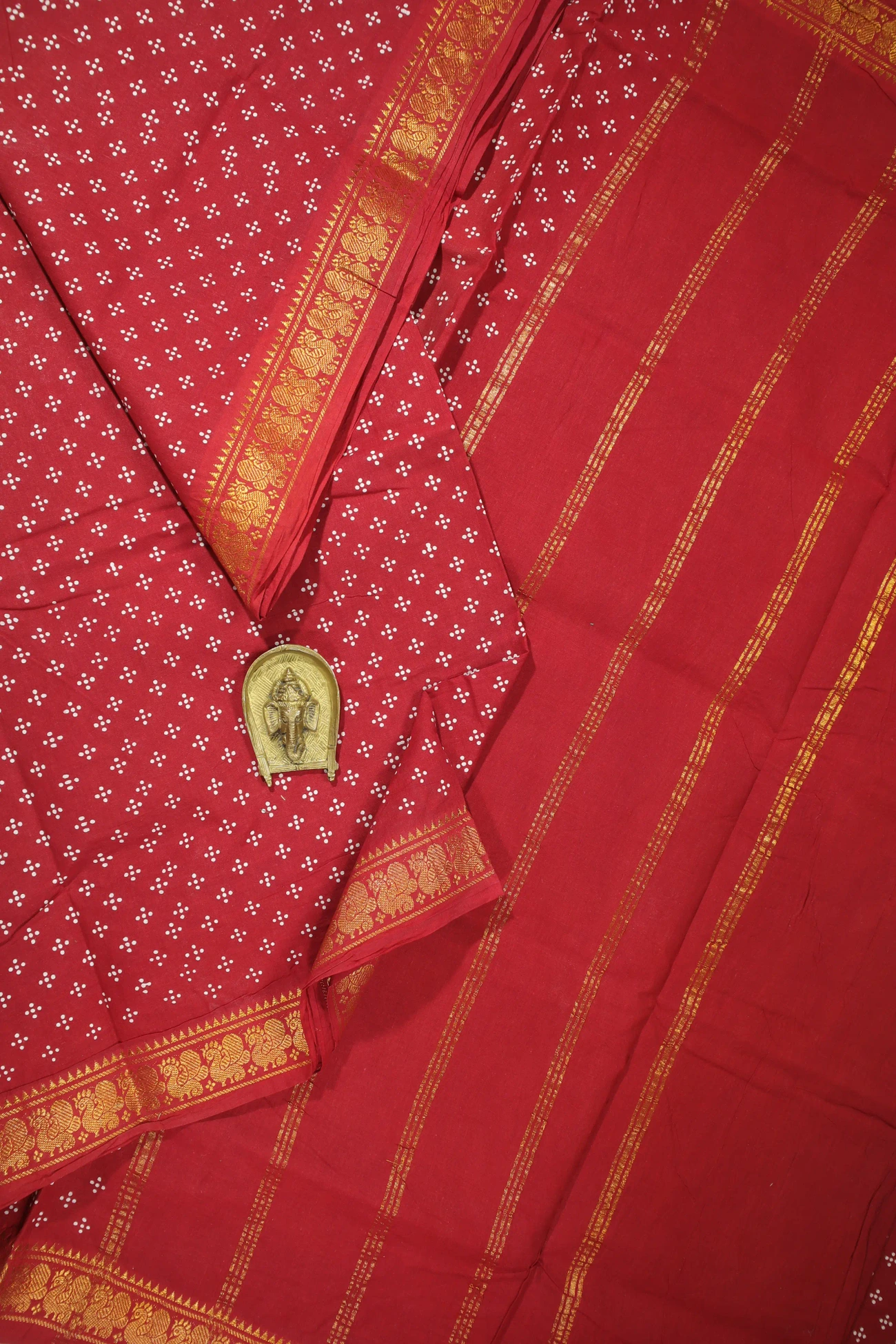 red-dots-madurai-sungudi-saree-ss005950-a