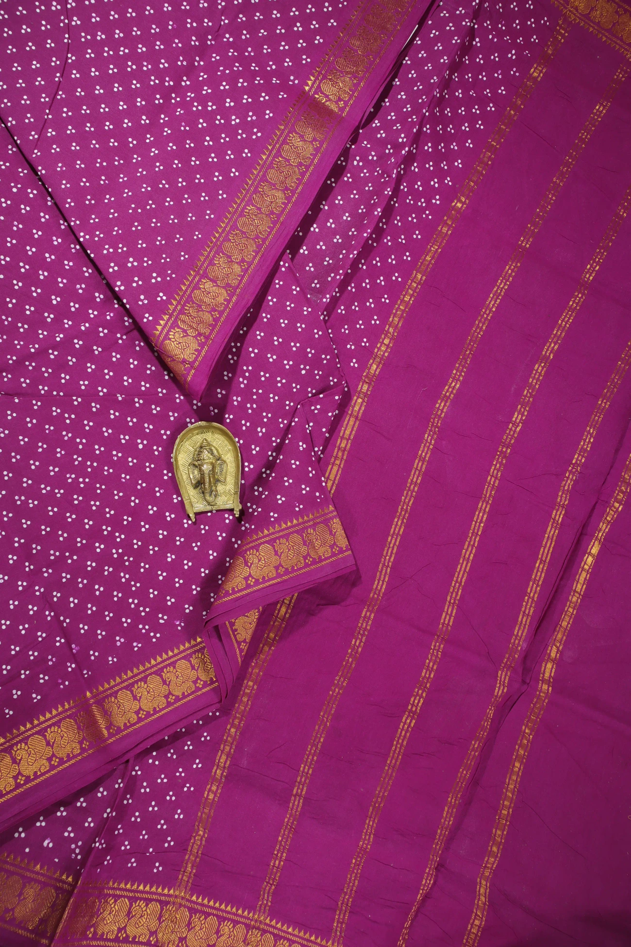 magenta-dots-madurai-sungudi-saree-ss005977-a