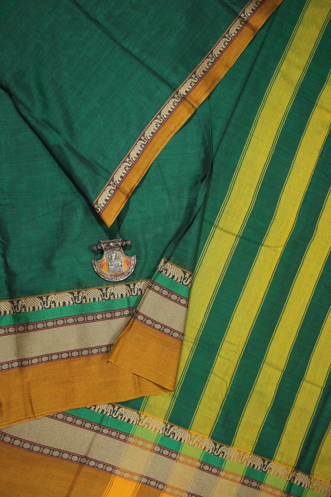 dark-green-elephant-narayanpet-saree-pk002654-a