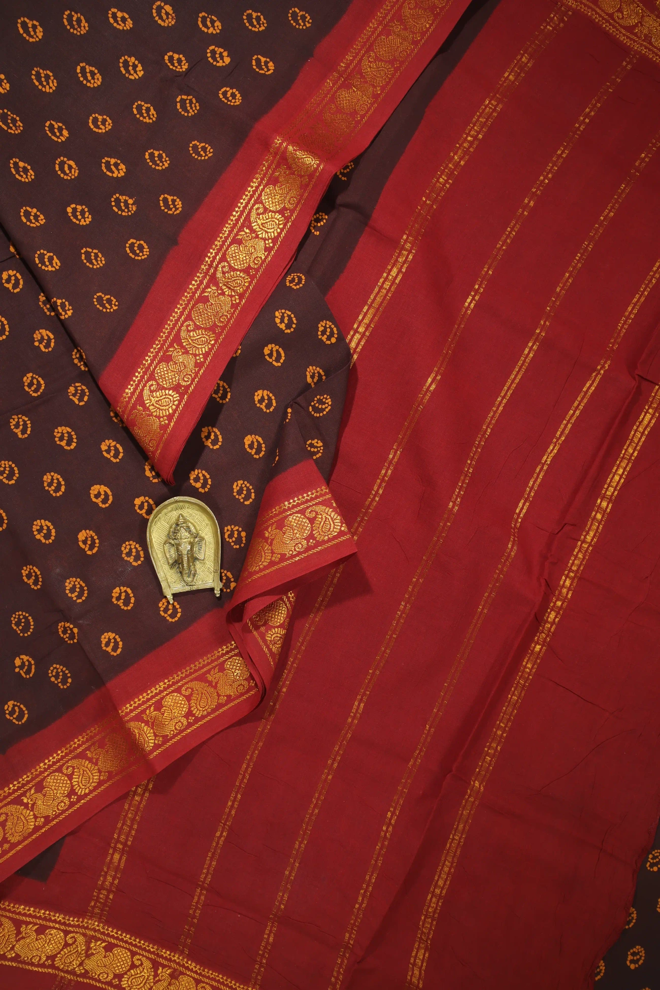 brown-peacock-mango-madurai-sungudi-saree-ss005874-a