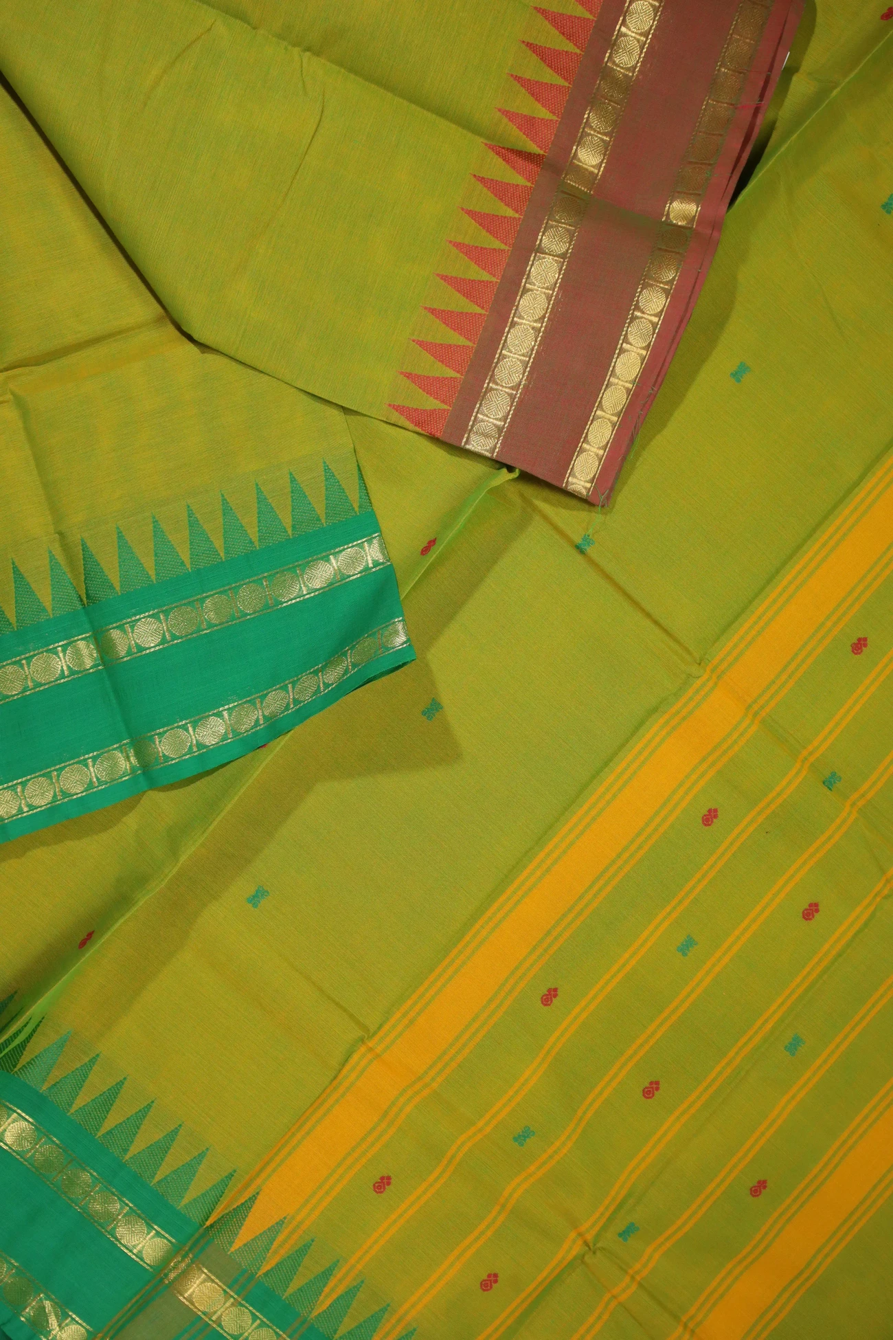 green-yellow-temple-ruthratcham-grand-chettinad-saree-gc001254-b