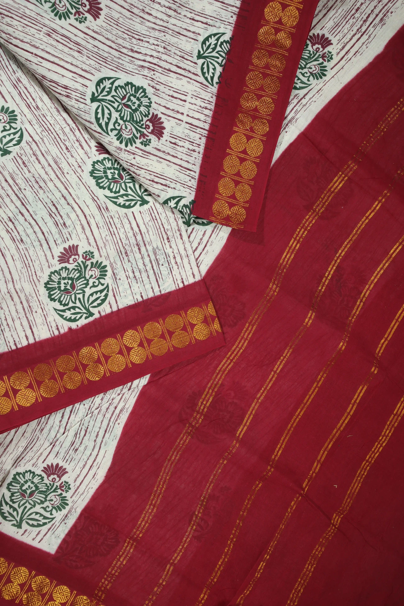 white-flower-ruthratcham-madurai-sungudi-saree-ss005465-b