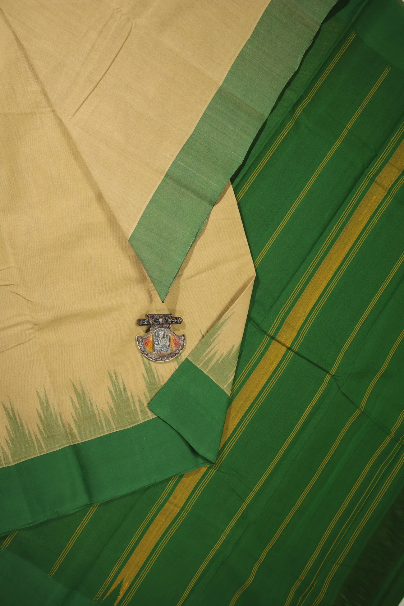 brown-temple-coimbatore-cotton-saree-cbe000141-a