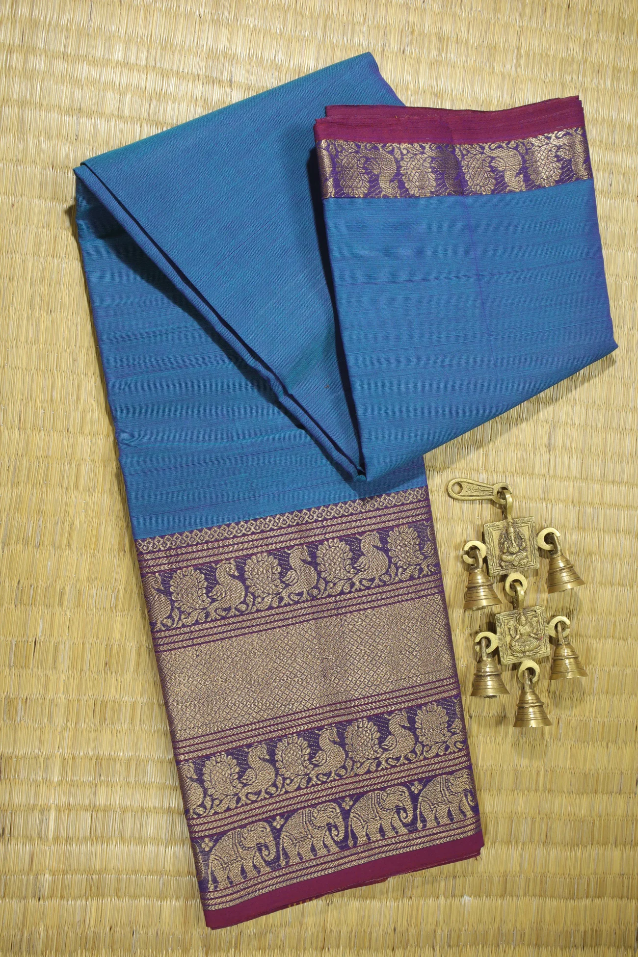 peacock-blue-peacock-elephant-malarkodi-saree-mk007719-a