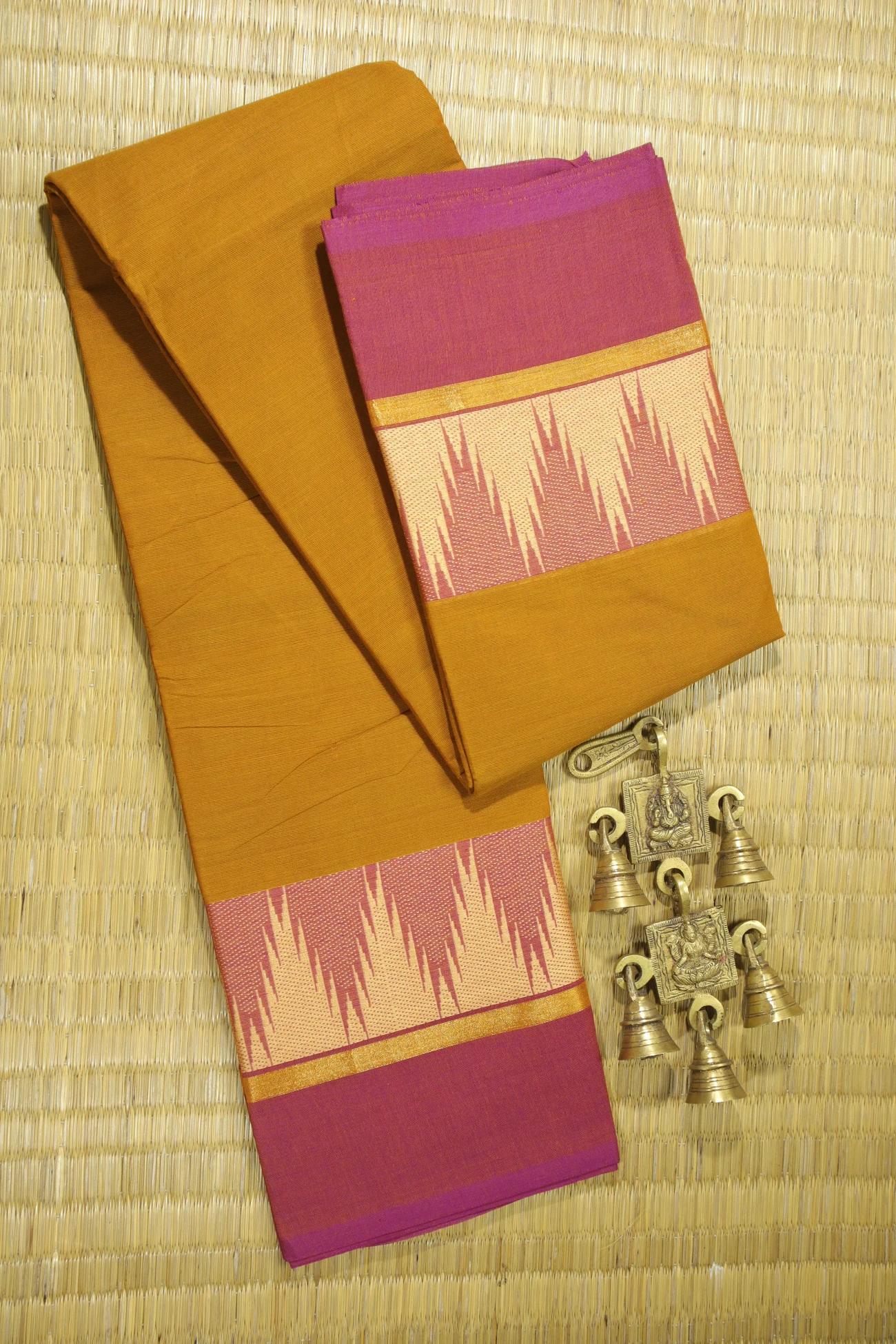 brown-thalampoo-reku-malarkodi-saree-mk007710-a